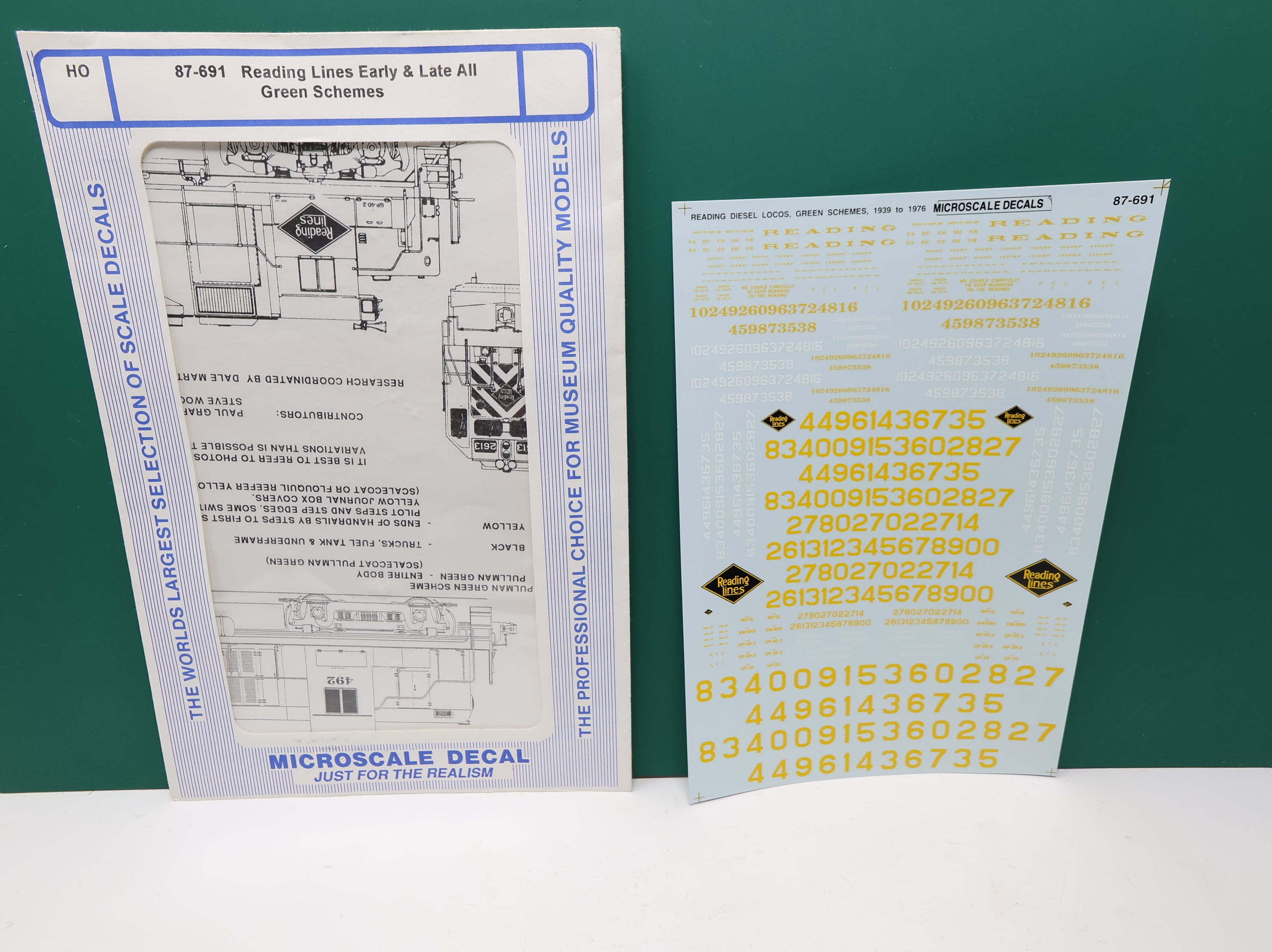 USED MICROSCALE 87-691 HO Scale Reading Lines Diesels Green Scheme 1939-76 Decals