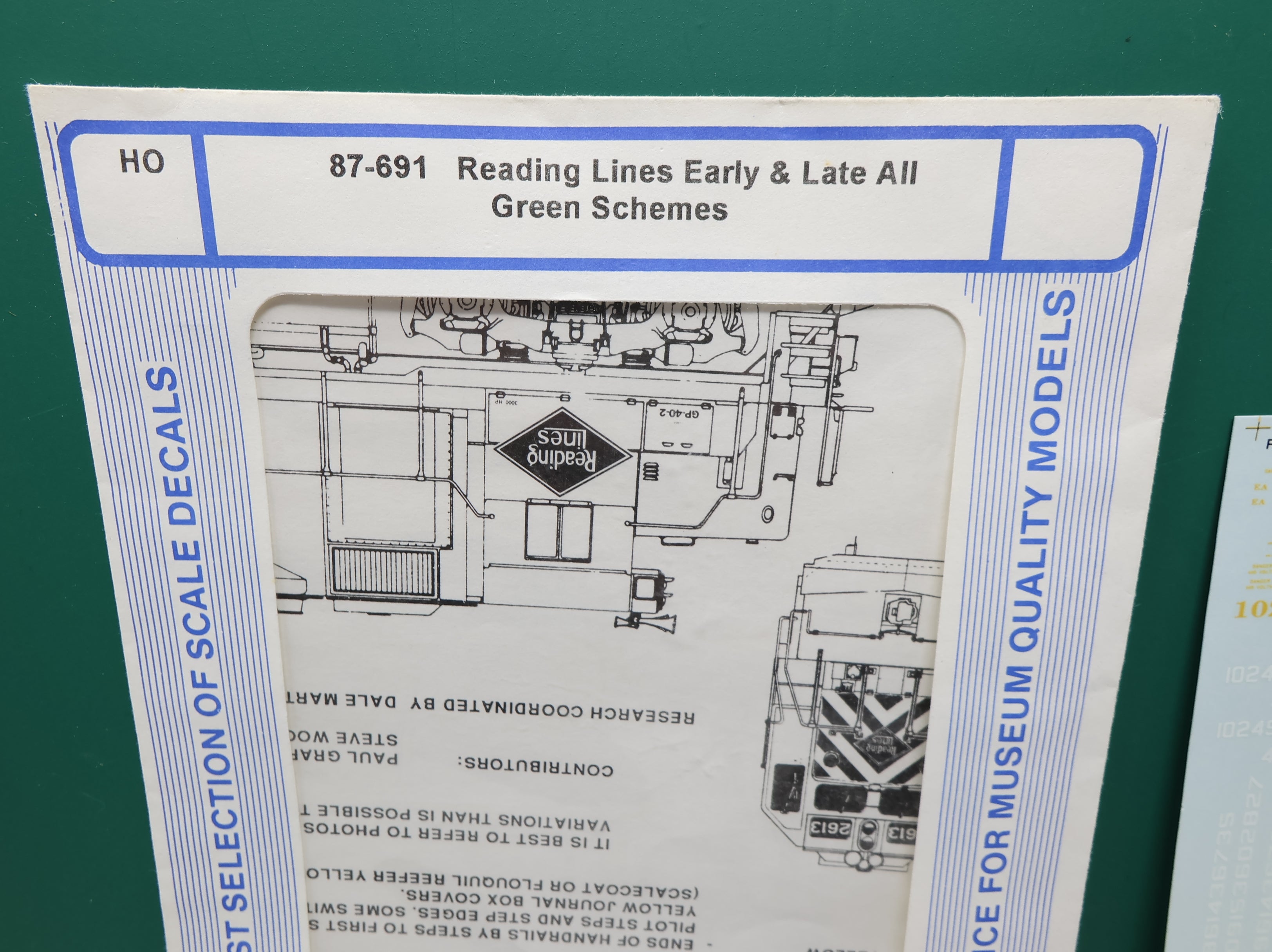 USED MICROSCALE 87-691 HO Scale Reading Lines Diesels Green Scheme 1939-76 Decals