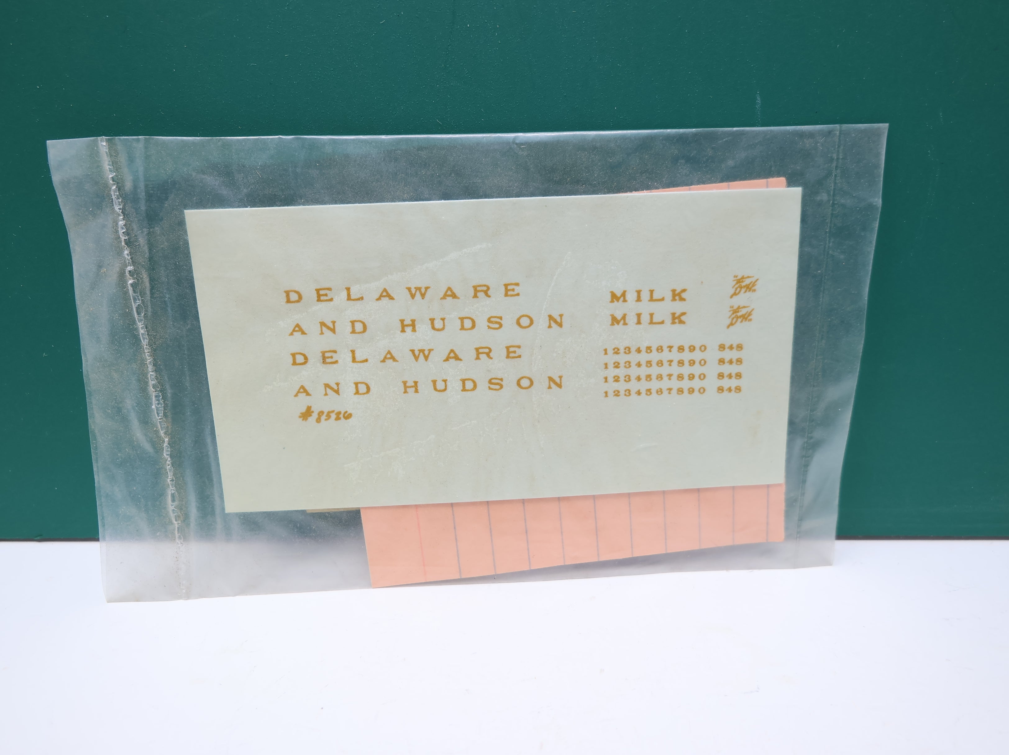 USED David L. Ellis Co. 8526 HO Scale D&H Milk Decals