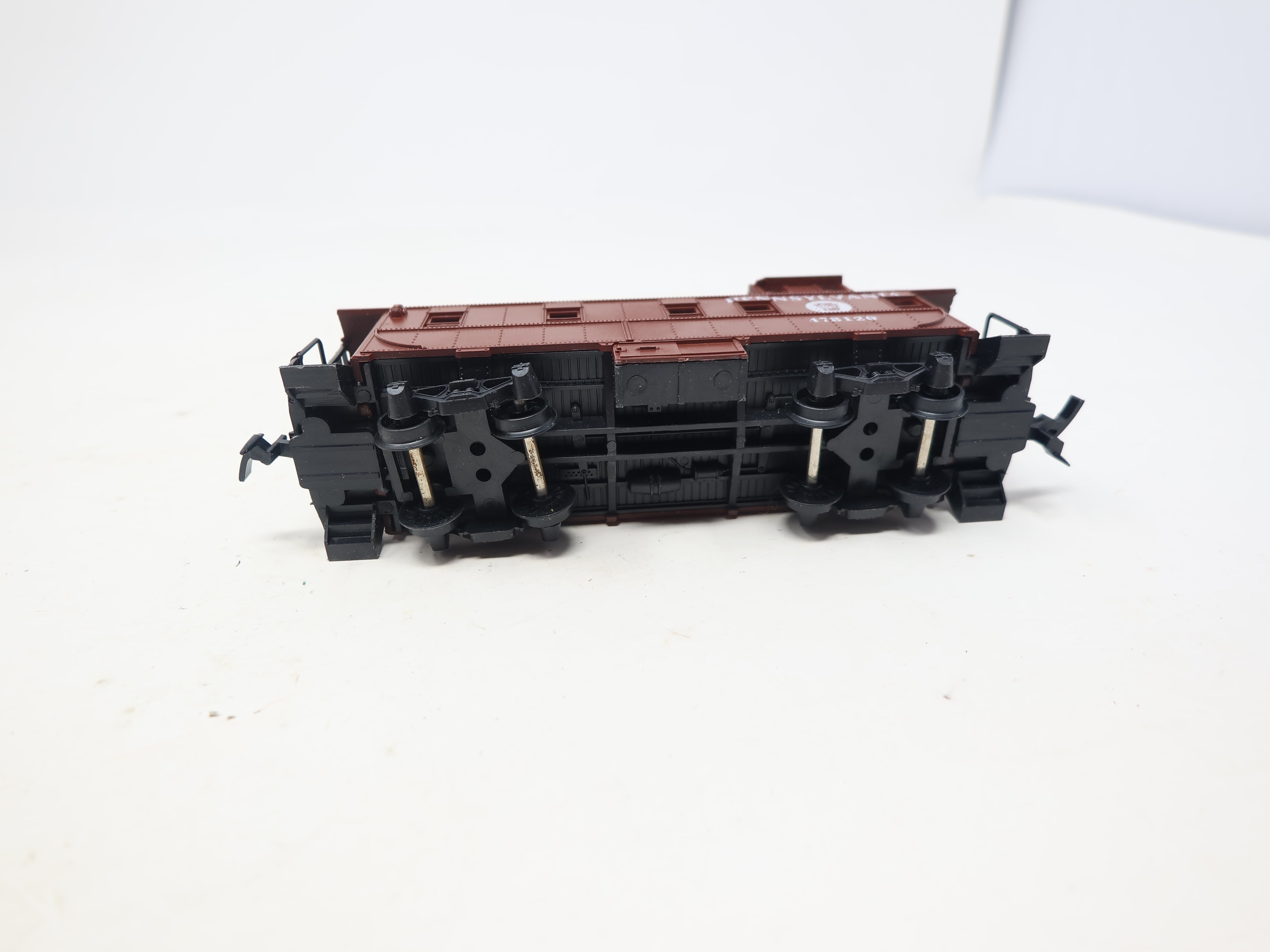 USED AHM HO Scale, Caboose, Pennsylvania #478120