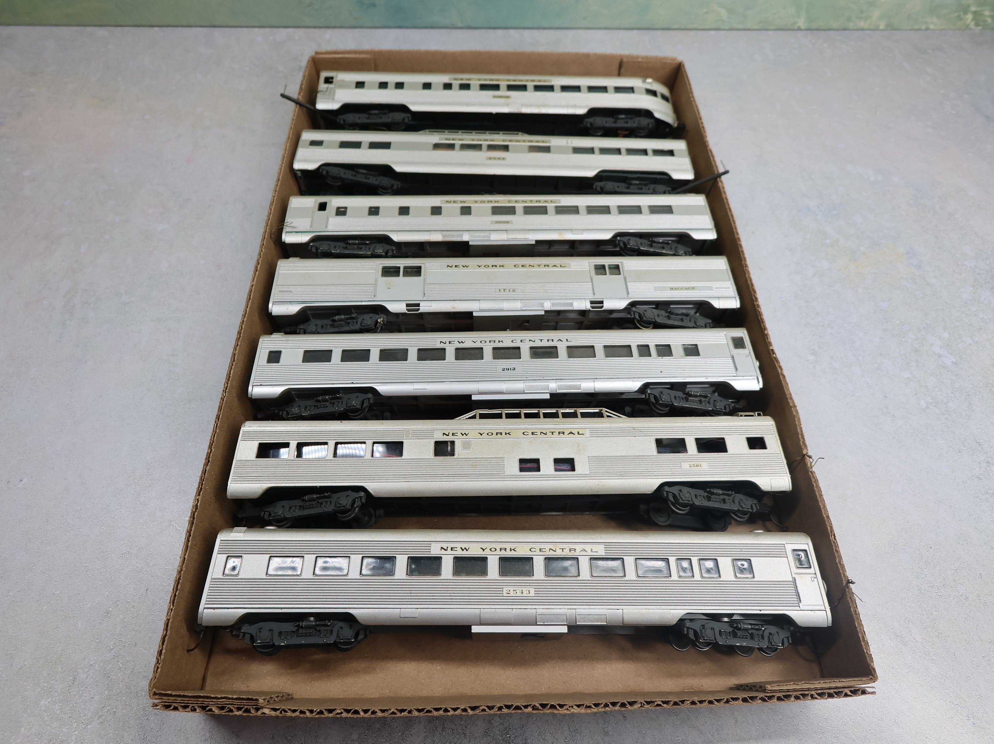 USED Athearn HO Scale Passenger Car Set New York Central Rough (7 pcs)