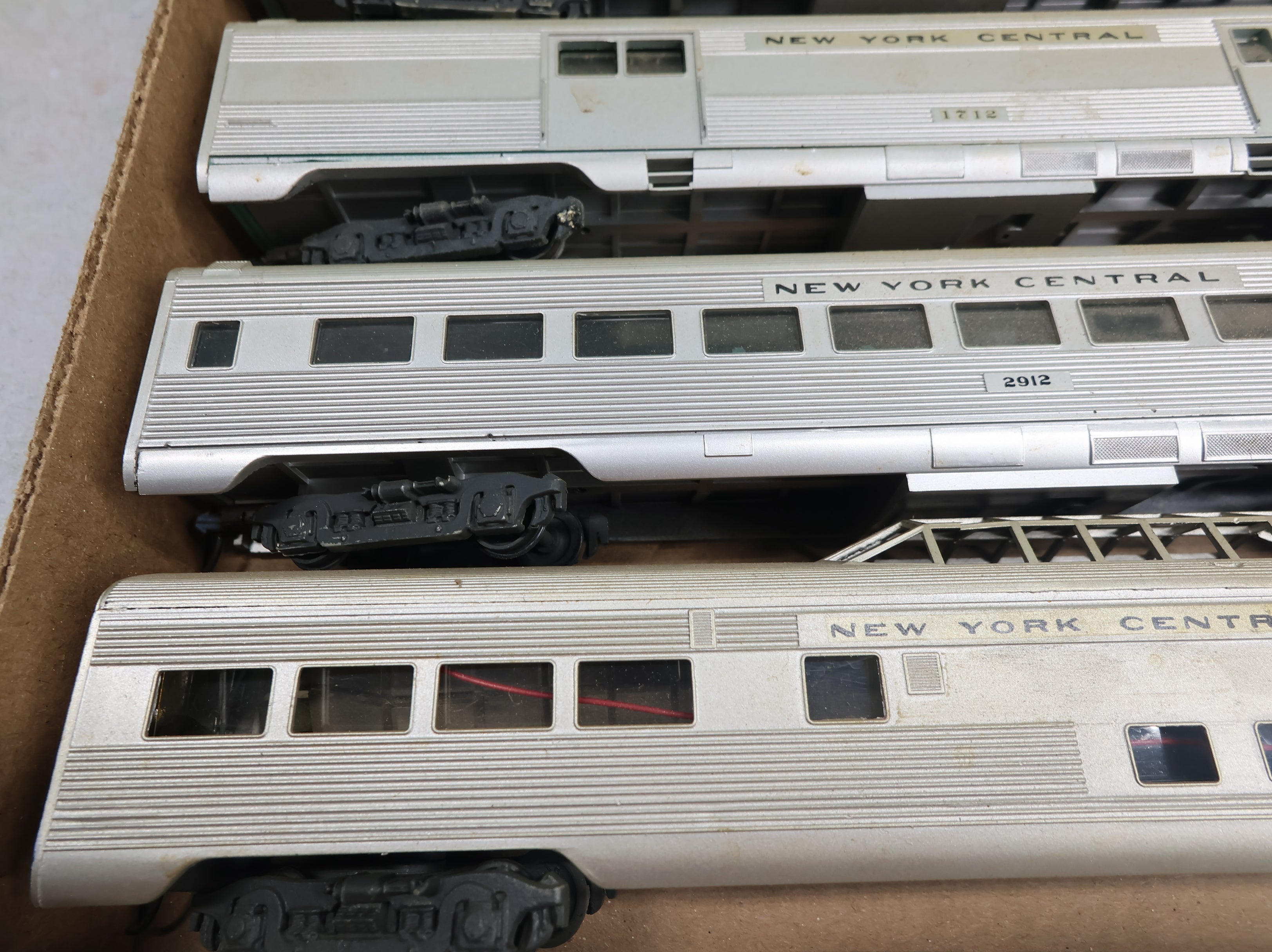 USED Athearn HO Scale Passenger Car Set New York Central Rough (7 pcs)