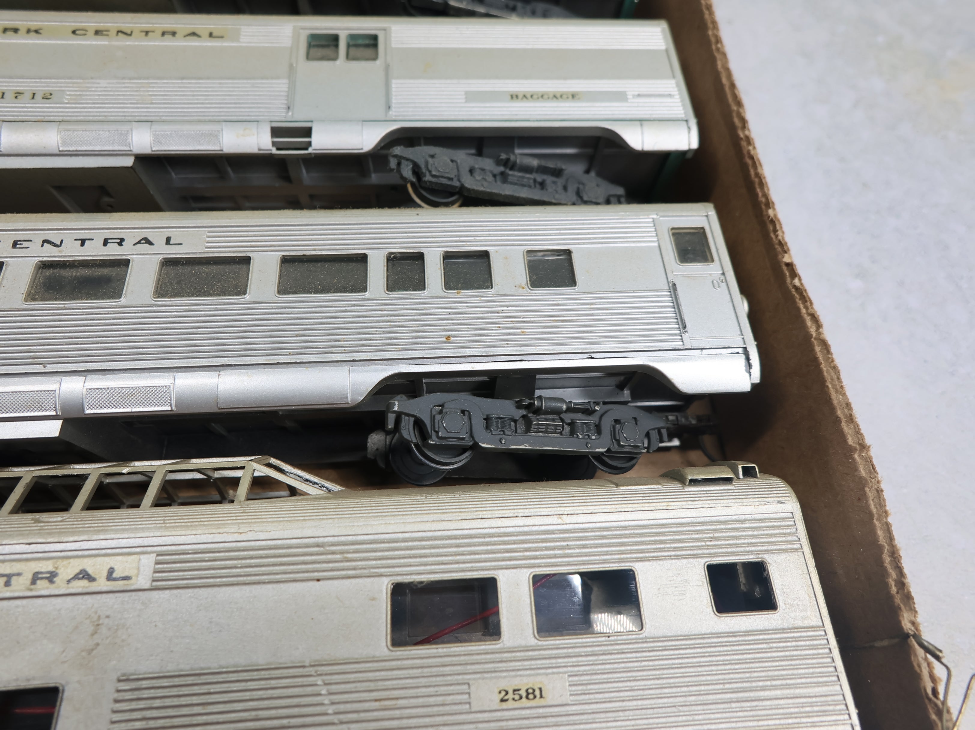 USED Athearn HO Scale Passenger Car Set New York Central Rough (7 pcs)