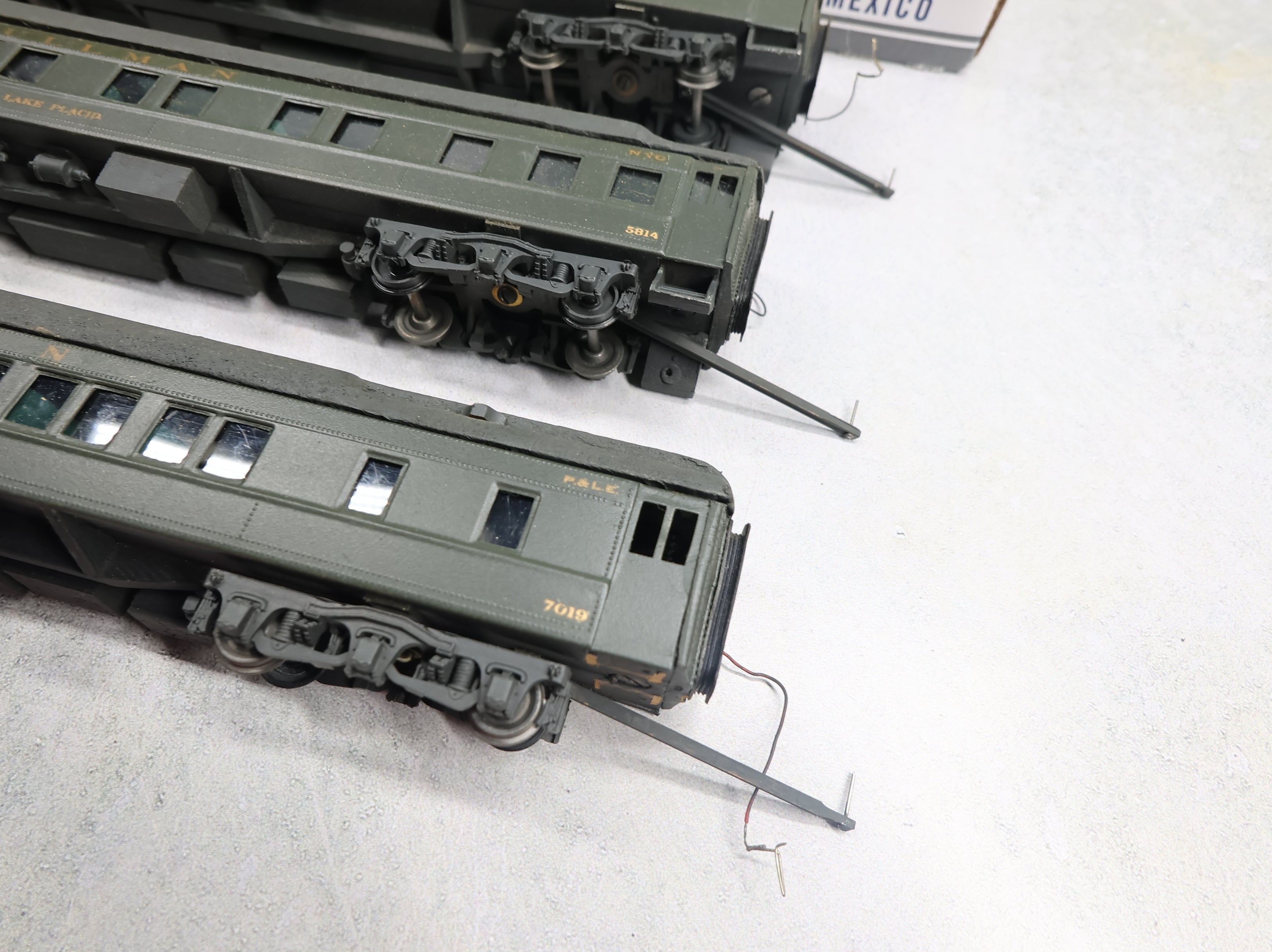 USED Athearn HO Scale Passenger Car Set New York Central Rough (7 pcs)