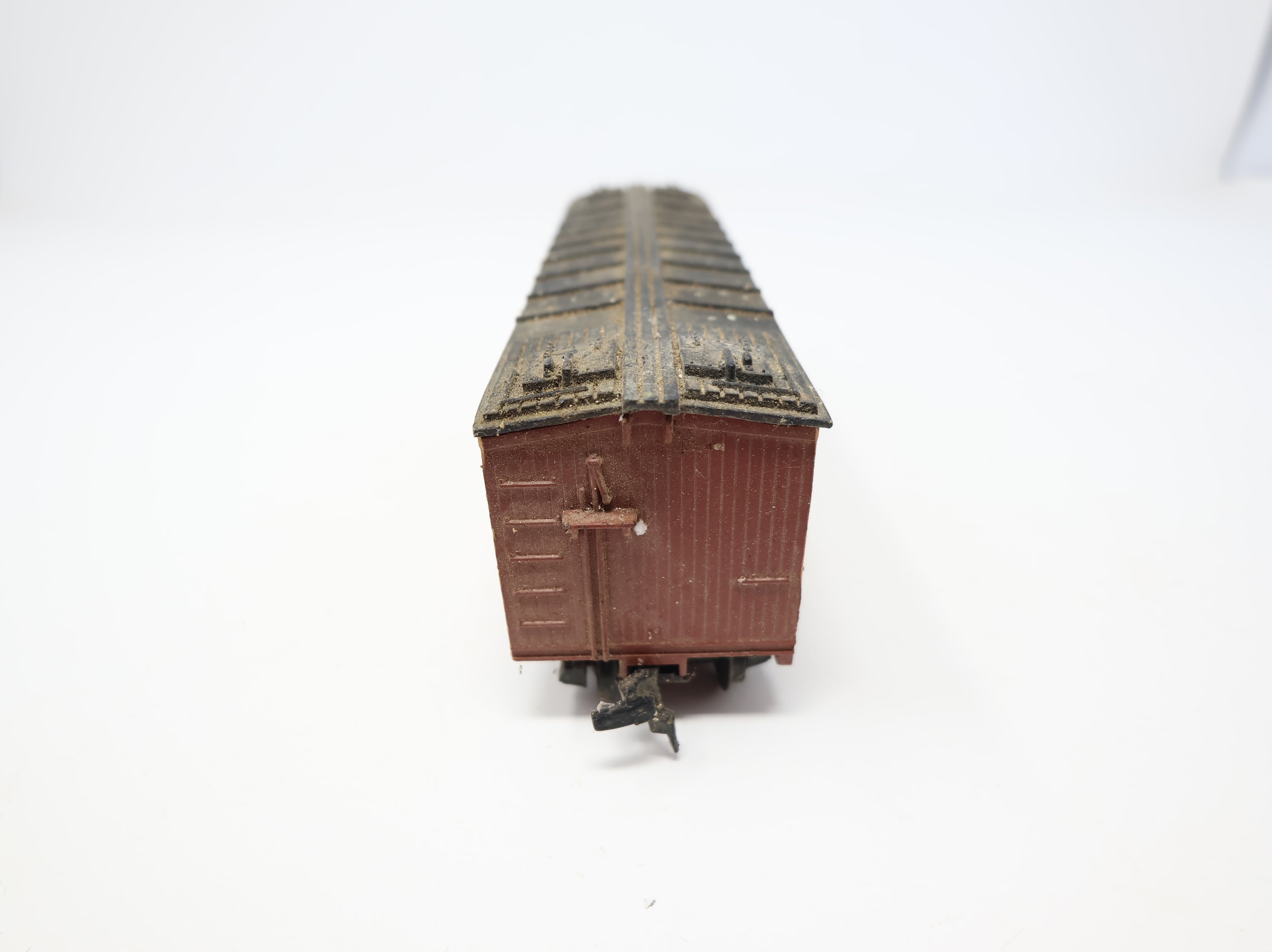 USED Varney HO Scale 37' Wooden Reefer Box Car Dubuque URTX #4750