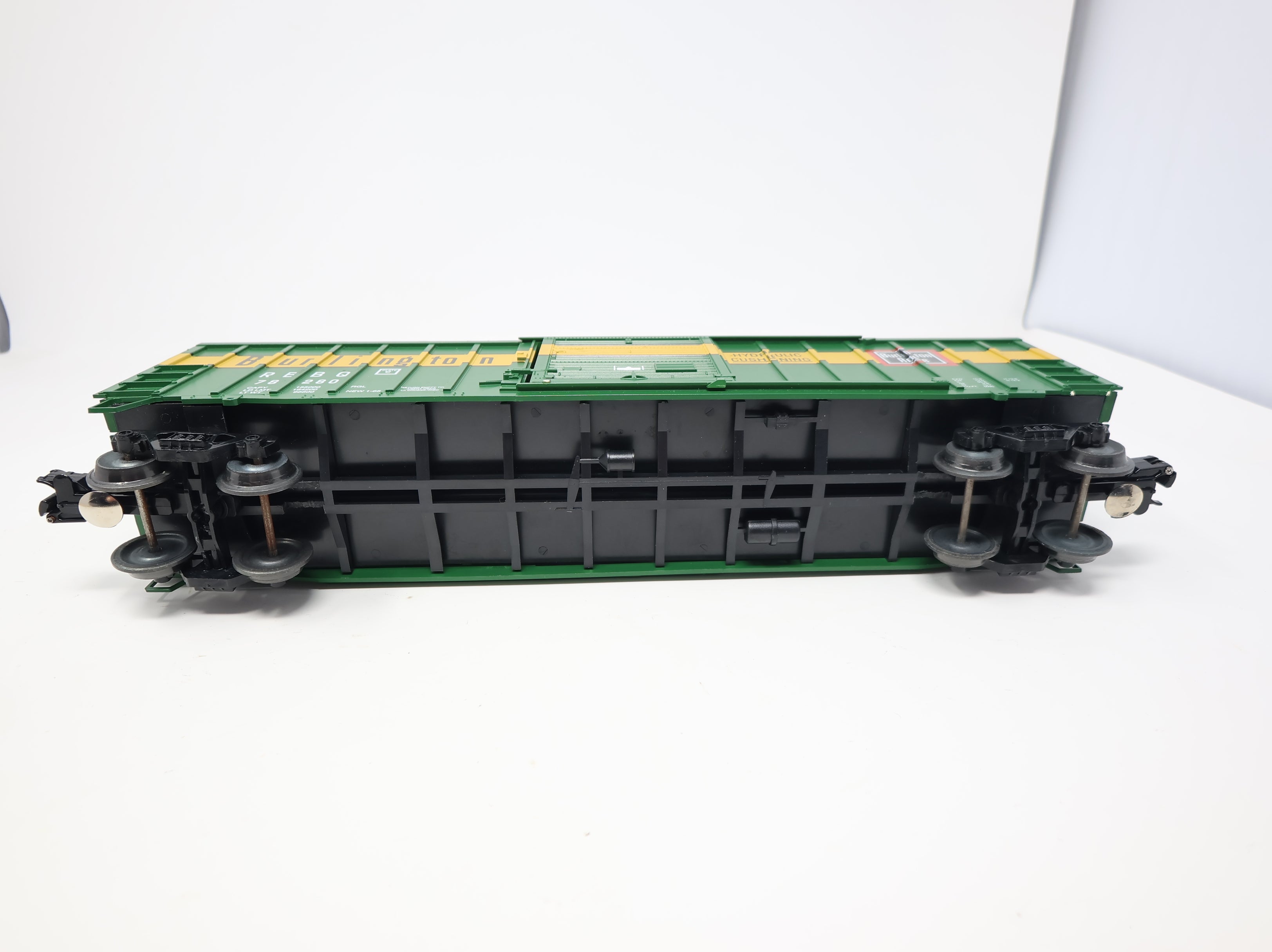 USED Weaver O 50' Box Car Burlington RBBQ #78280