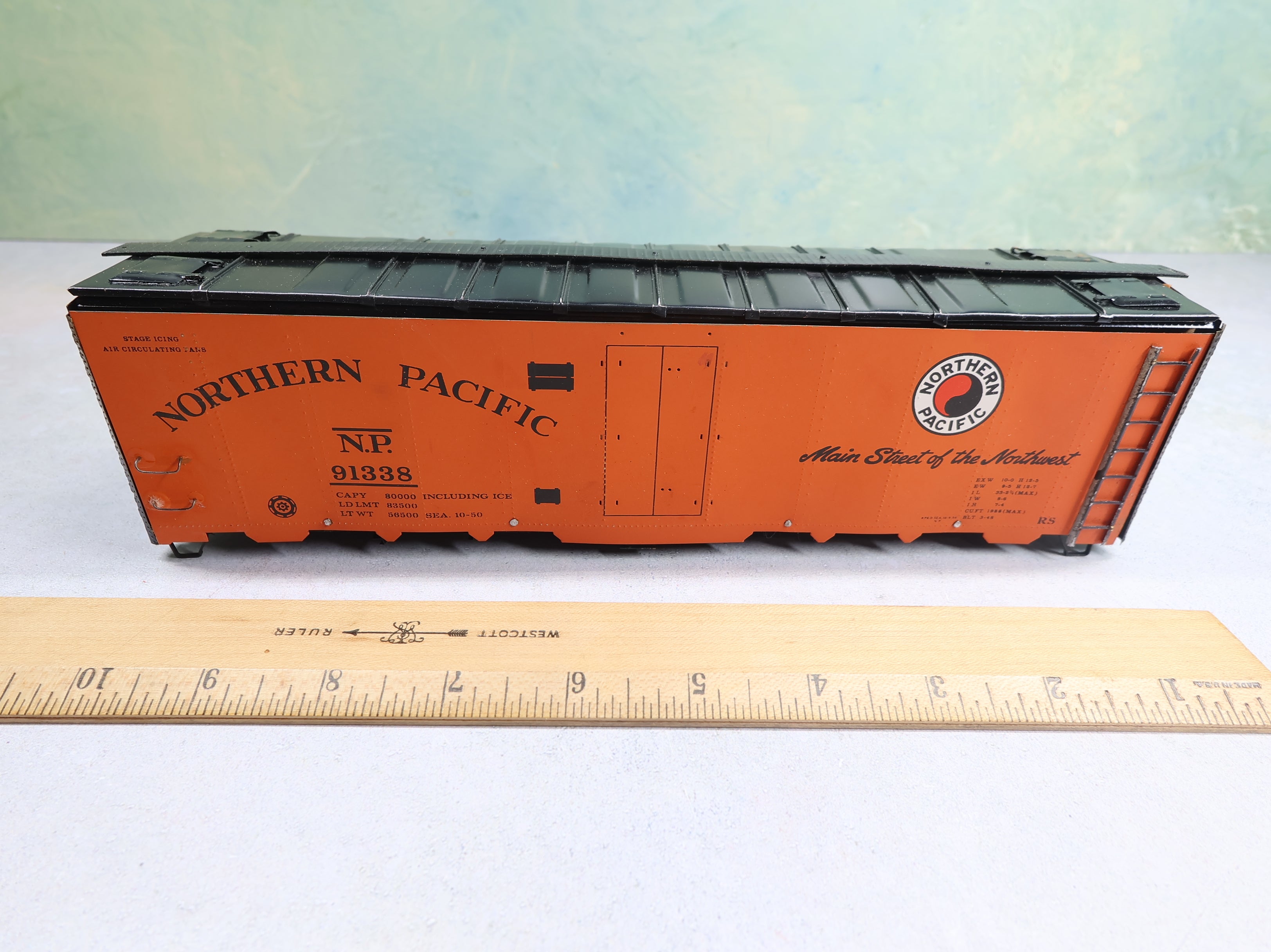 USED Athearn 107 O 40' Refrigerator Box Cars (1 built, 1 kit) Northern Pacific NP #91338 Reynolds Railroad Products KIT (2 pcs)