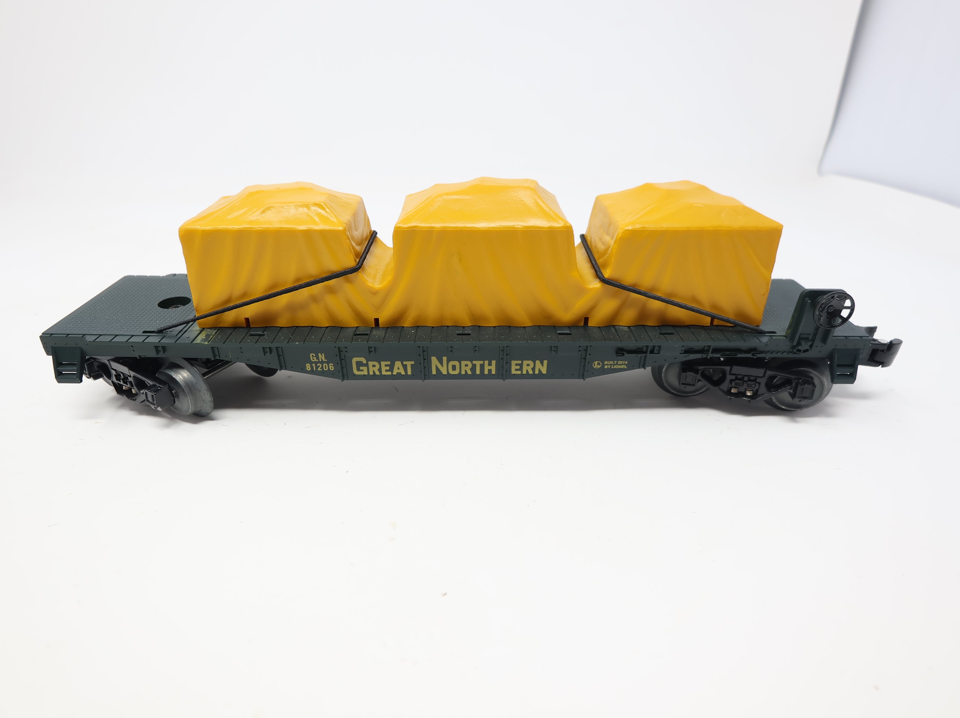 USED Lionel O Flat Car w/ Tarped Load Great Northern GN #81206