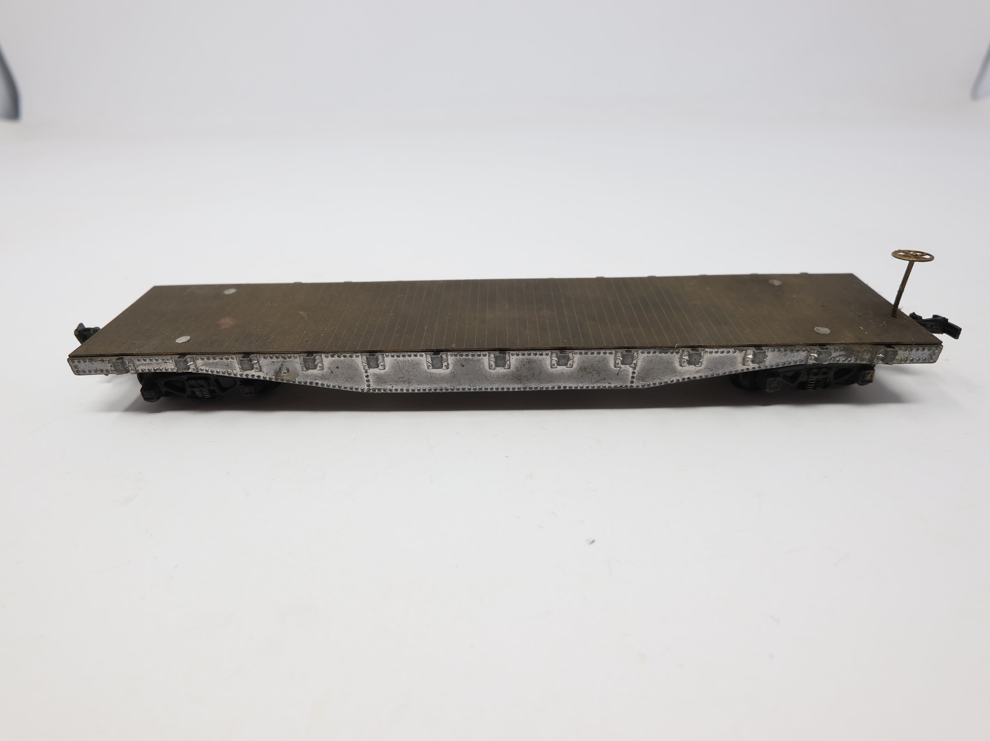 USED HO Scale 46' Metal Flat Car Undecorated