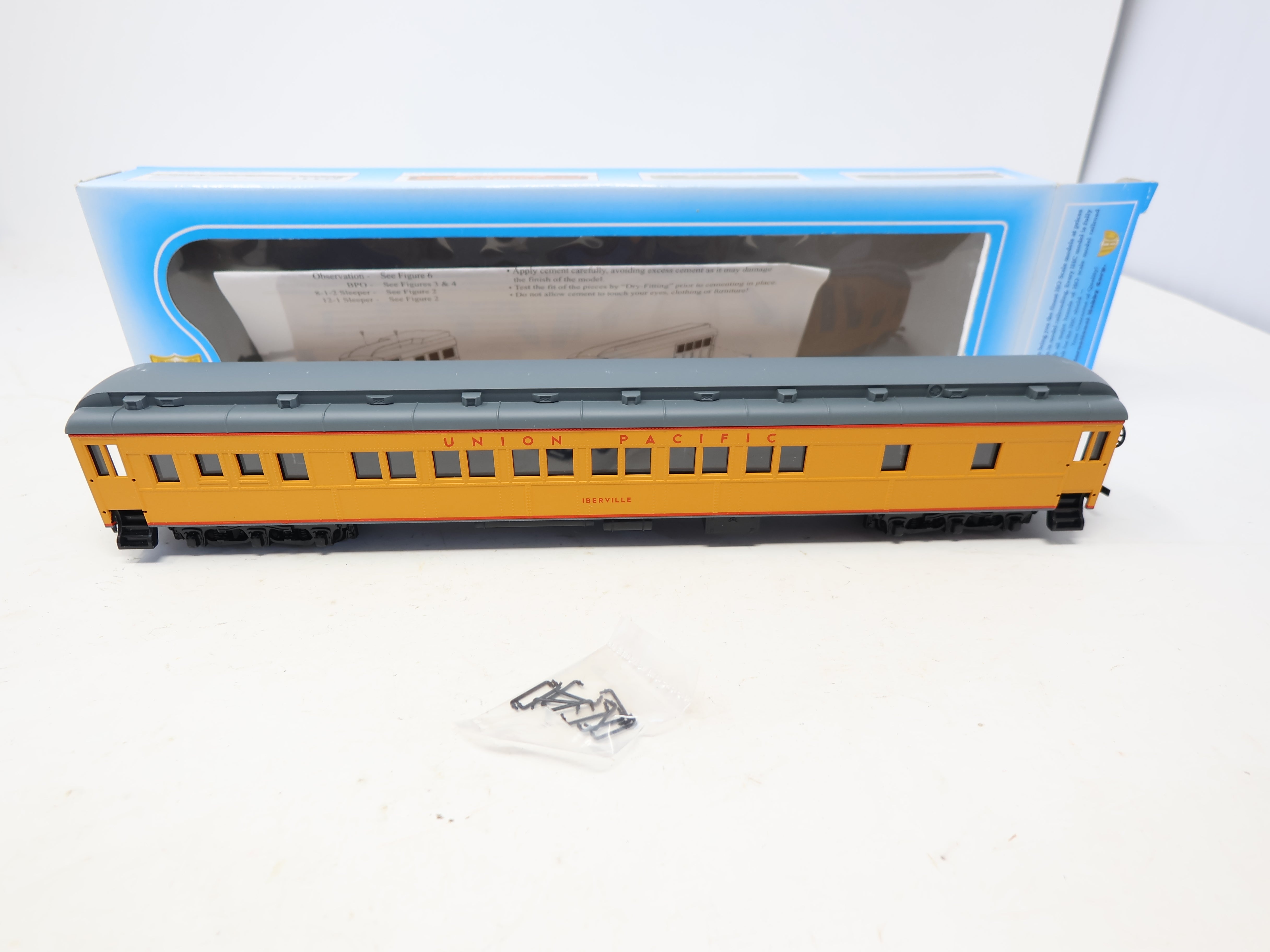 USED IHC 49697 HO Scale, 12-1 Sleeper Heavyweight Passenger Car, Union Pacific , Iberville