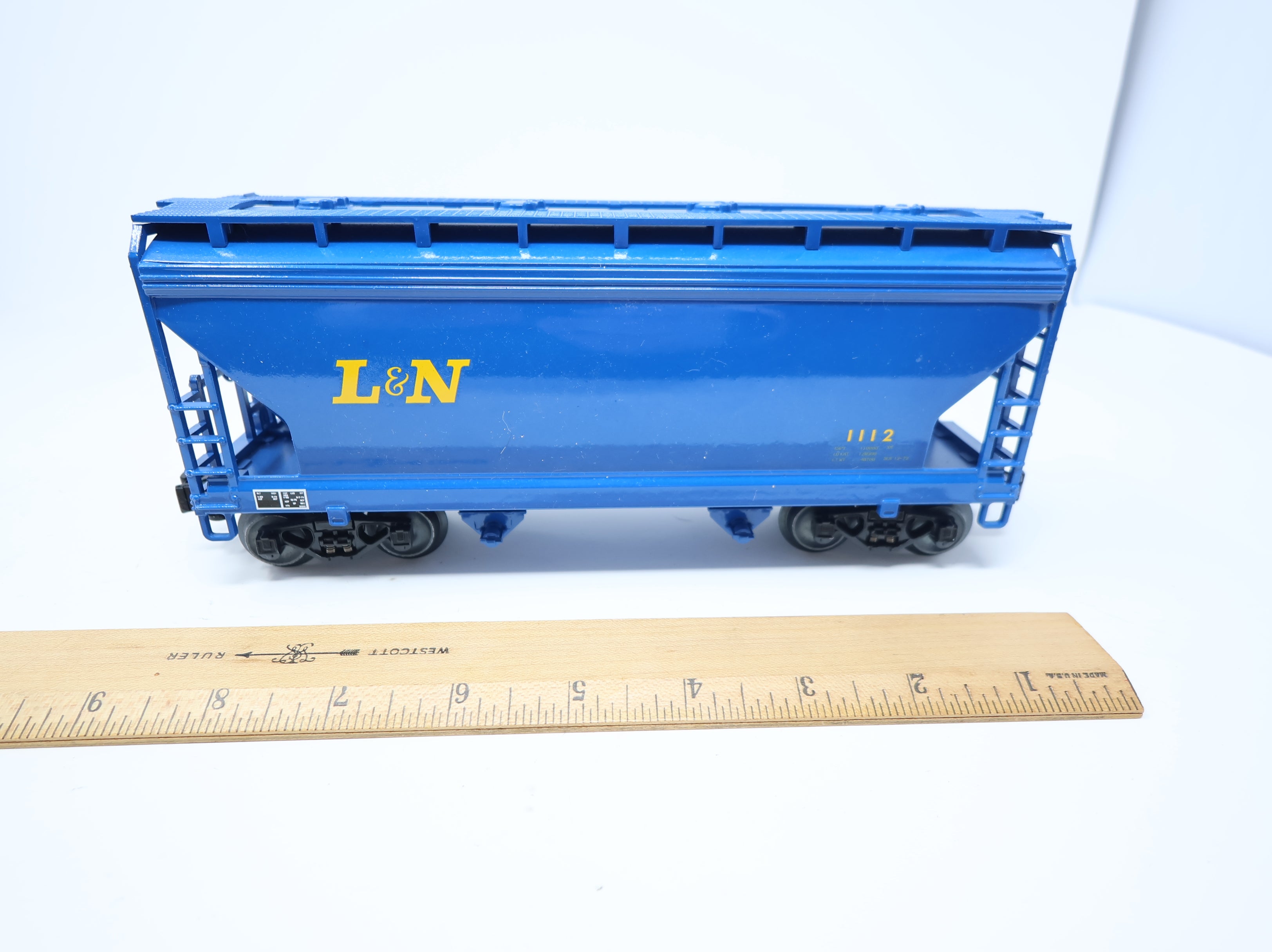 USED Lionel O 2 Bay Covered Hopper Louisville & Nashville L&N #1112 Decal