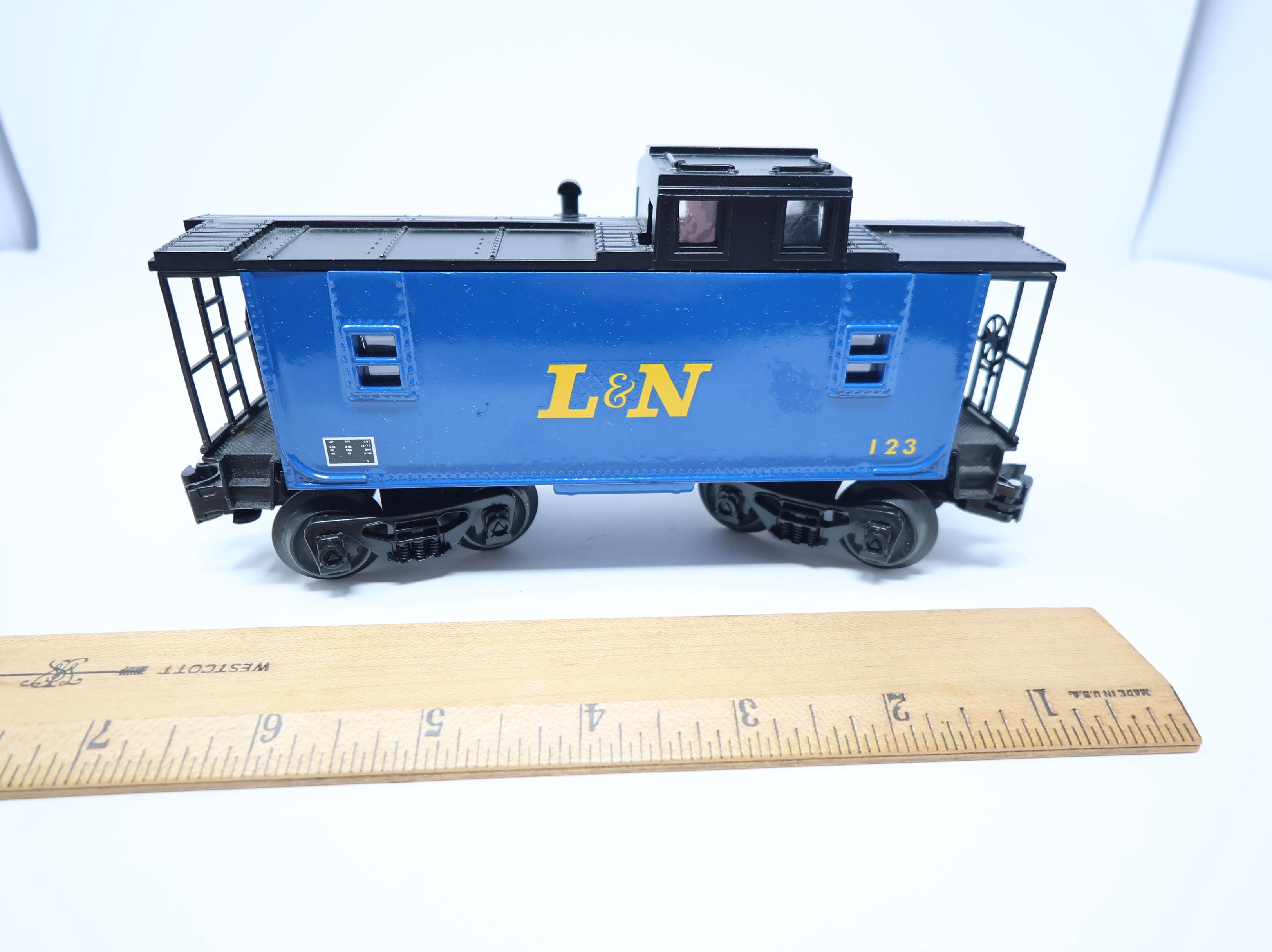 USED Lionel O Caboose Louisville & Nashville L&N #123 O27 Decal