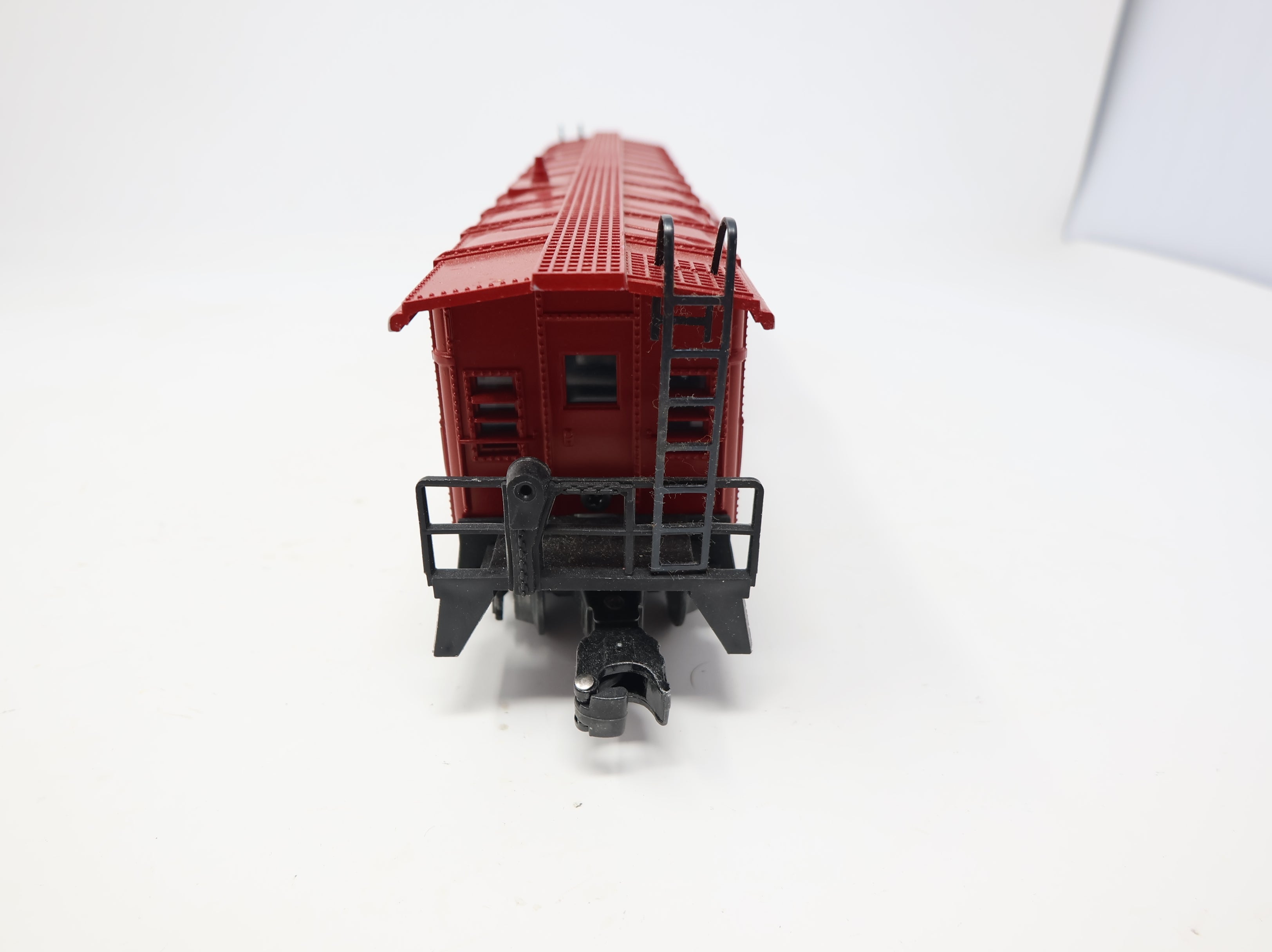 USED Lionel O Bay Window Caboose Southern #X6431 Lighted