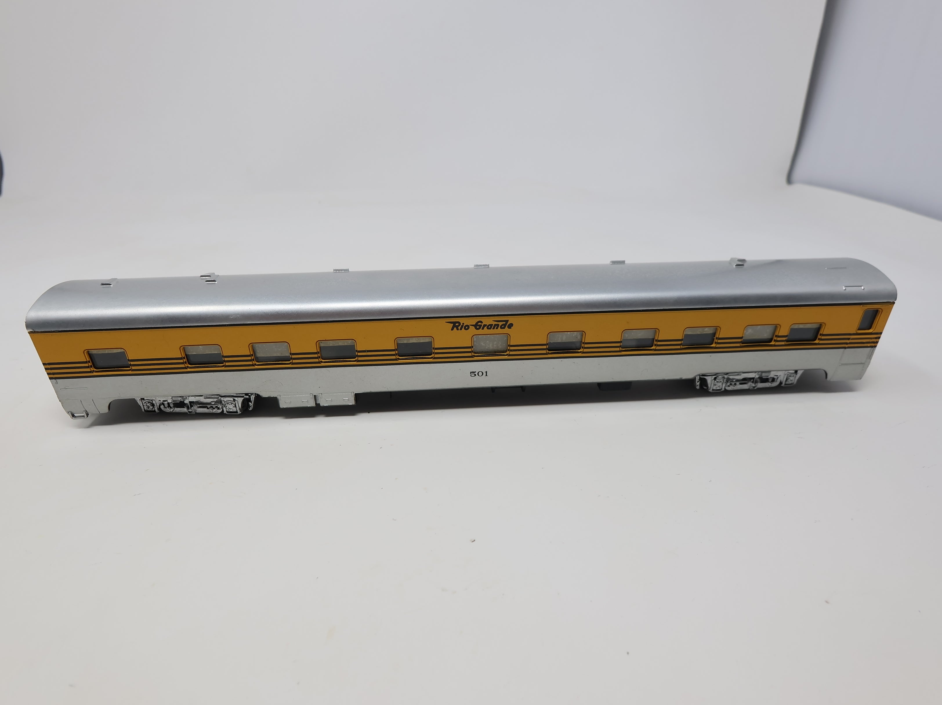 USED Rivarossi HO Scale 85' Lightweight Duplex Sleeper Passenger Car Rio Grande #501