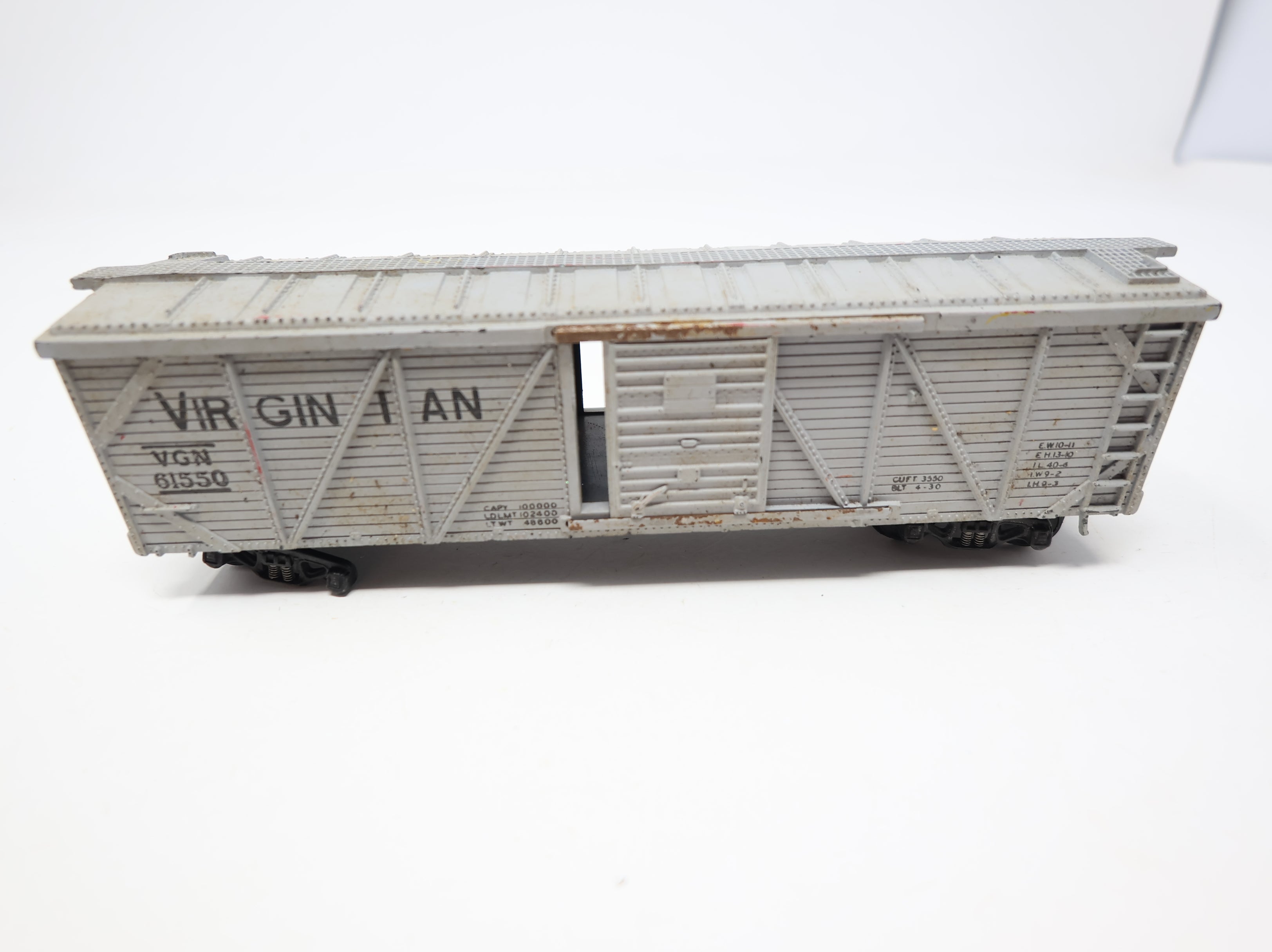 USED Varney HO Scale 40' Wooden Box Car Virginian VGN #4-30