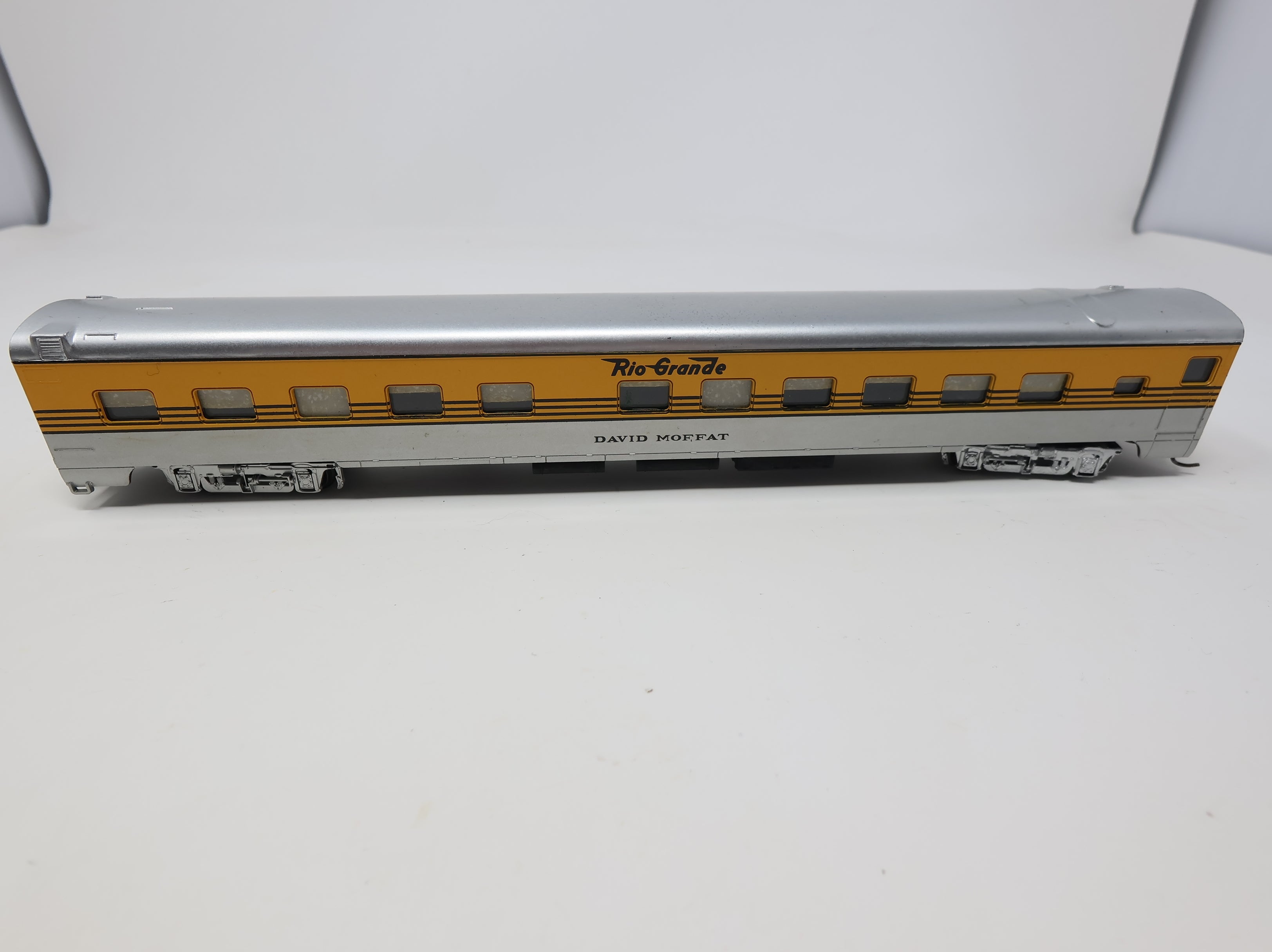 USED HO Scale Passenger Car Rio Grande David Moffat