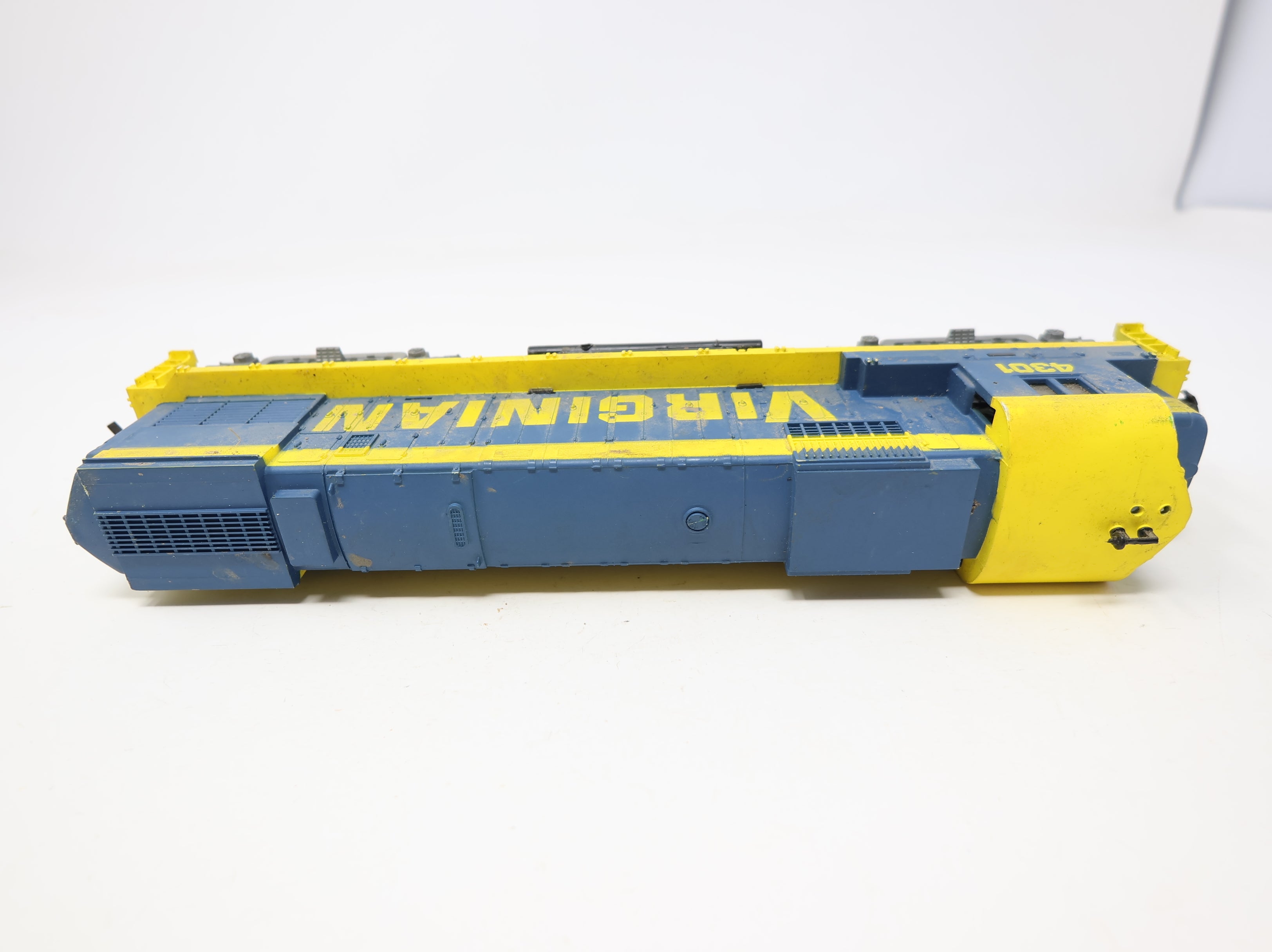 USED Tyco HO Scale C-430 Diesel Locomotive Virginian #4301 DC