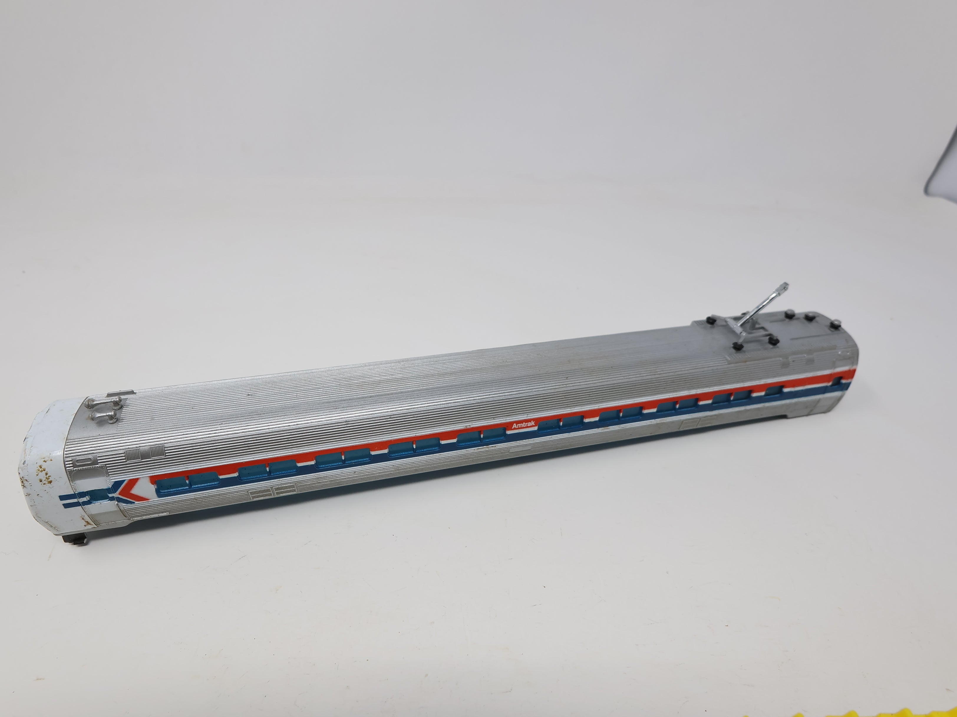 USED Bachmann HO Scale Powered Metroliner Passenger Car Amtrak #803 Parts/Repairs DC