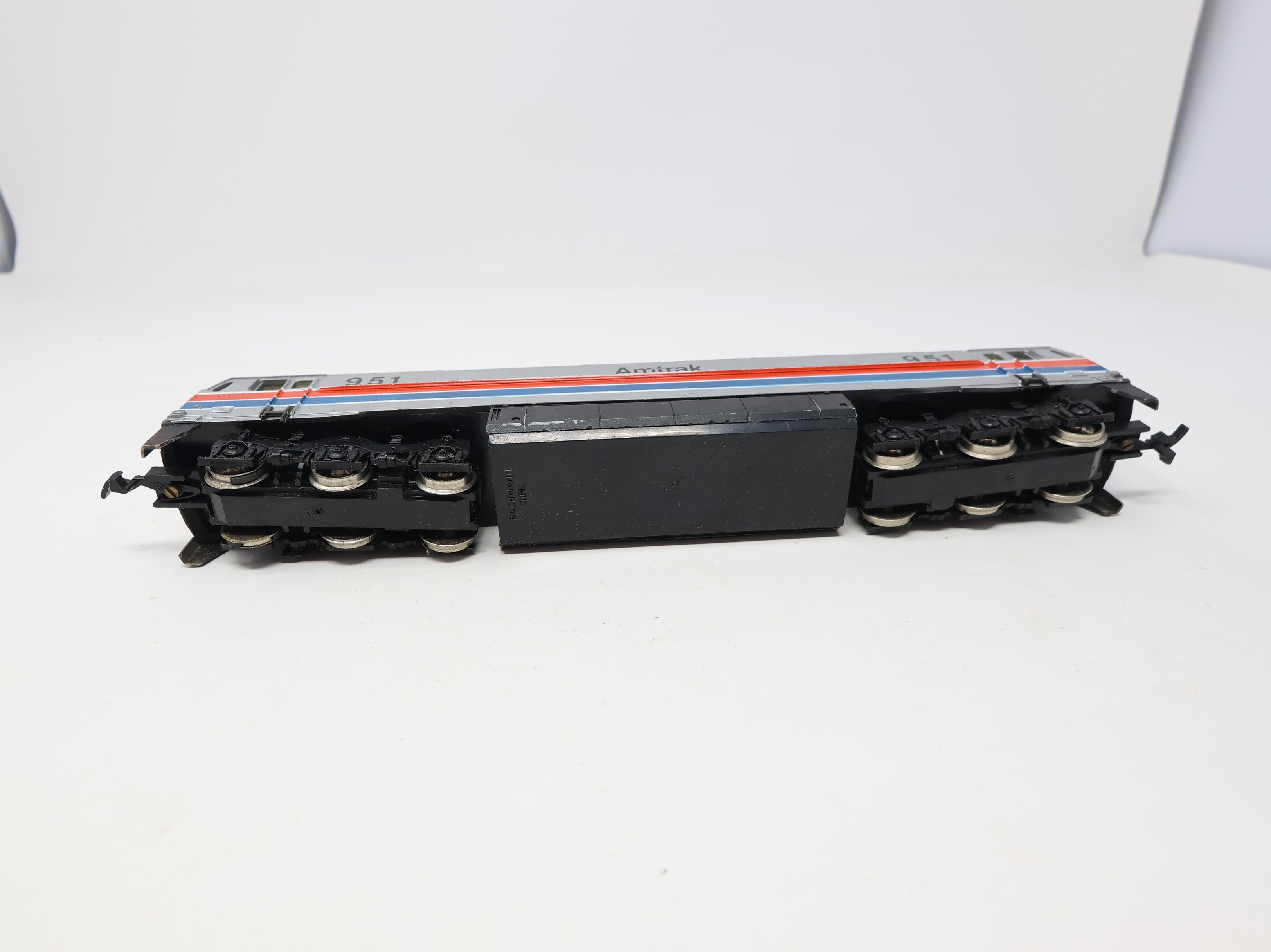 USED Bachmann HO Scale E60CP Electric Locomotive Amtrak #951 DC