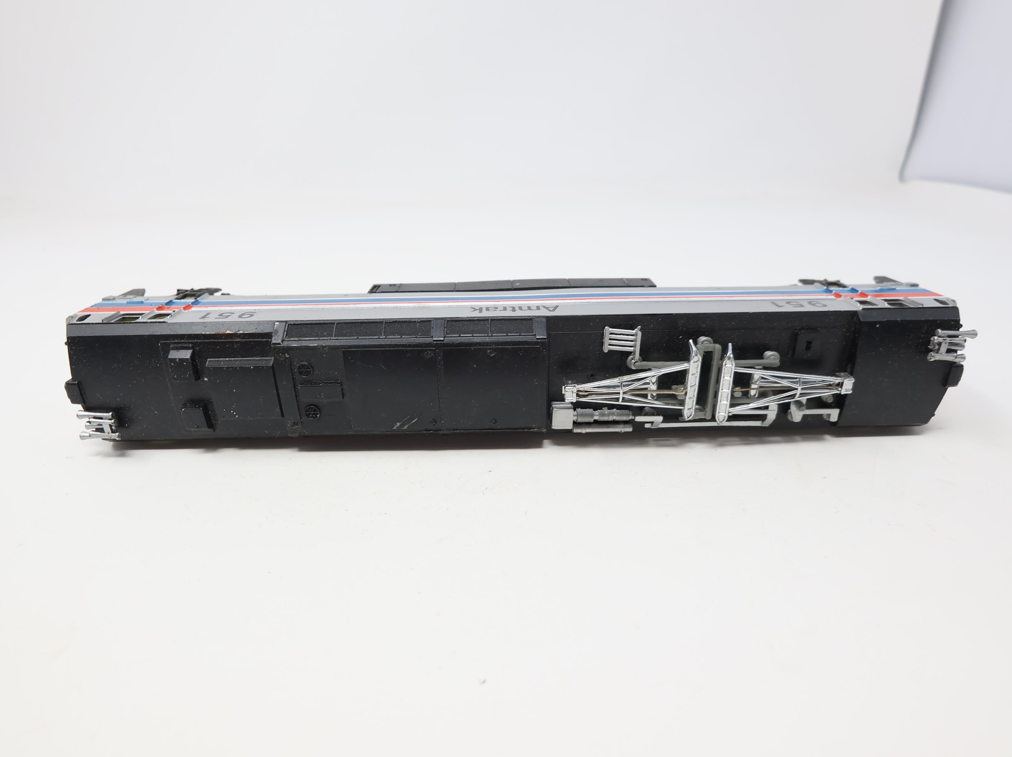 USED Bachmann HO Scale E60CP Electric Locomotive Amtrak #951 DC