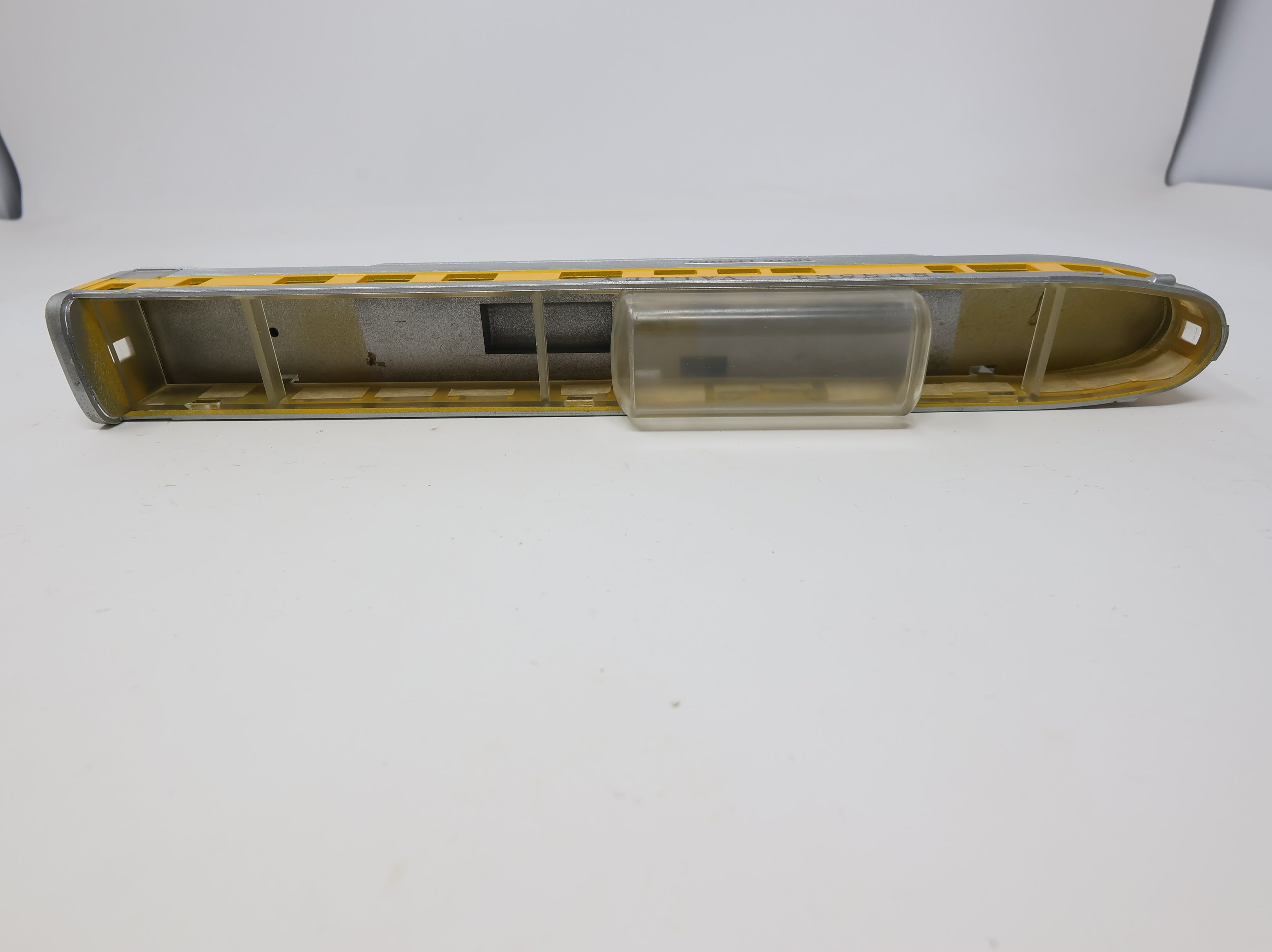 USED Con-Cor HO Scale Observation Dome Passenger Car Sunset Valley Silver Horizon Decal