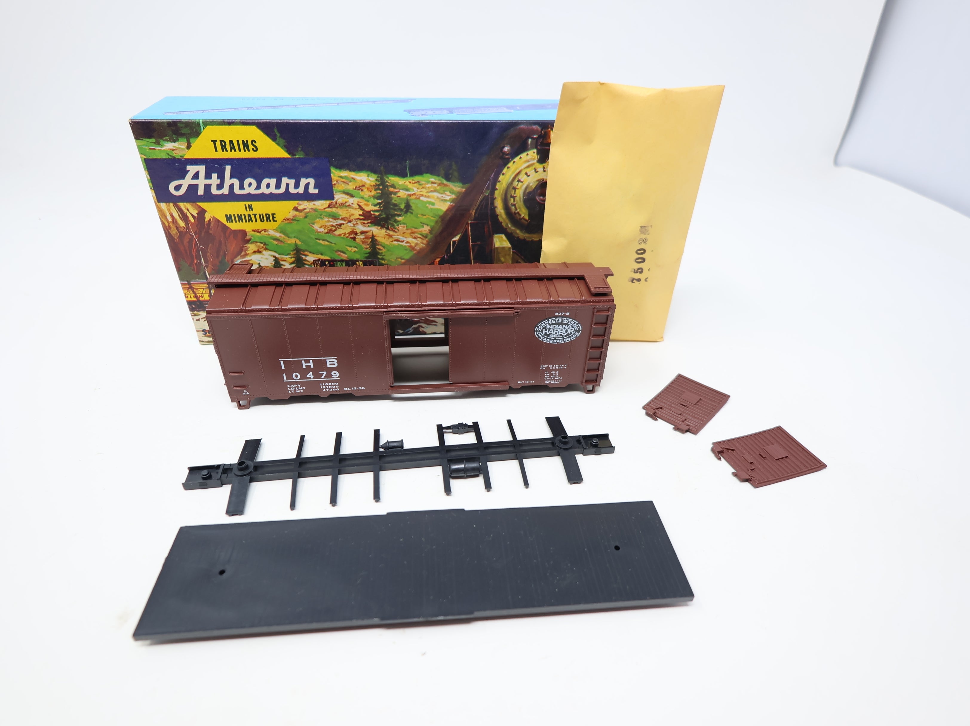 USED Athearn HO Scale 40' Steel Box Car Indiana Harbor Belt IHB #10479 Bev-Bel KIT