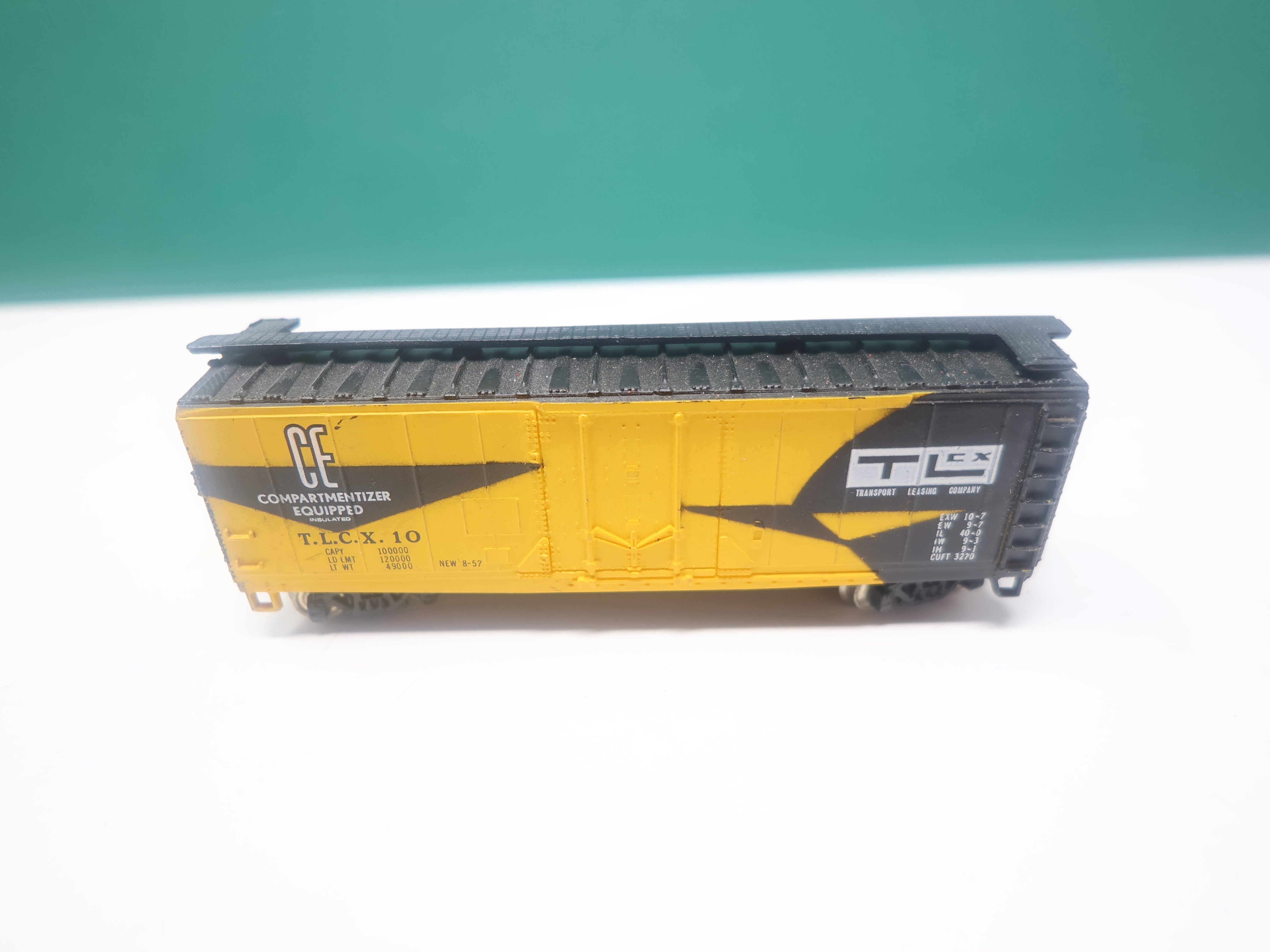 USED Bachmann N Scale, 40' Box Car, Transport Leasing Company TLCX #10