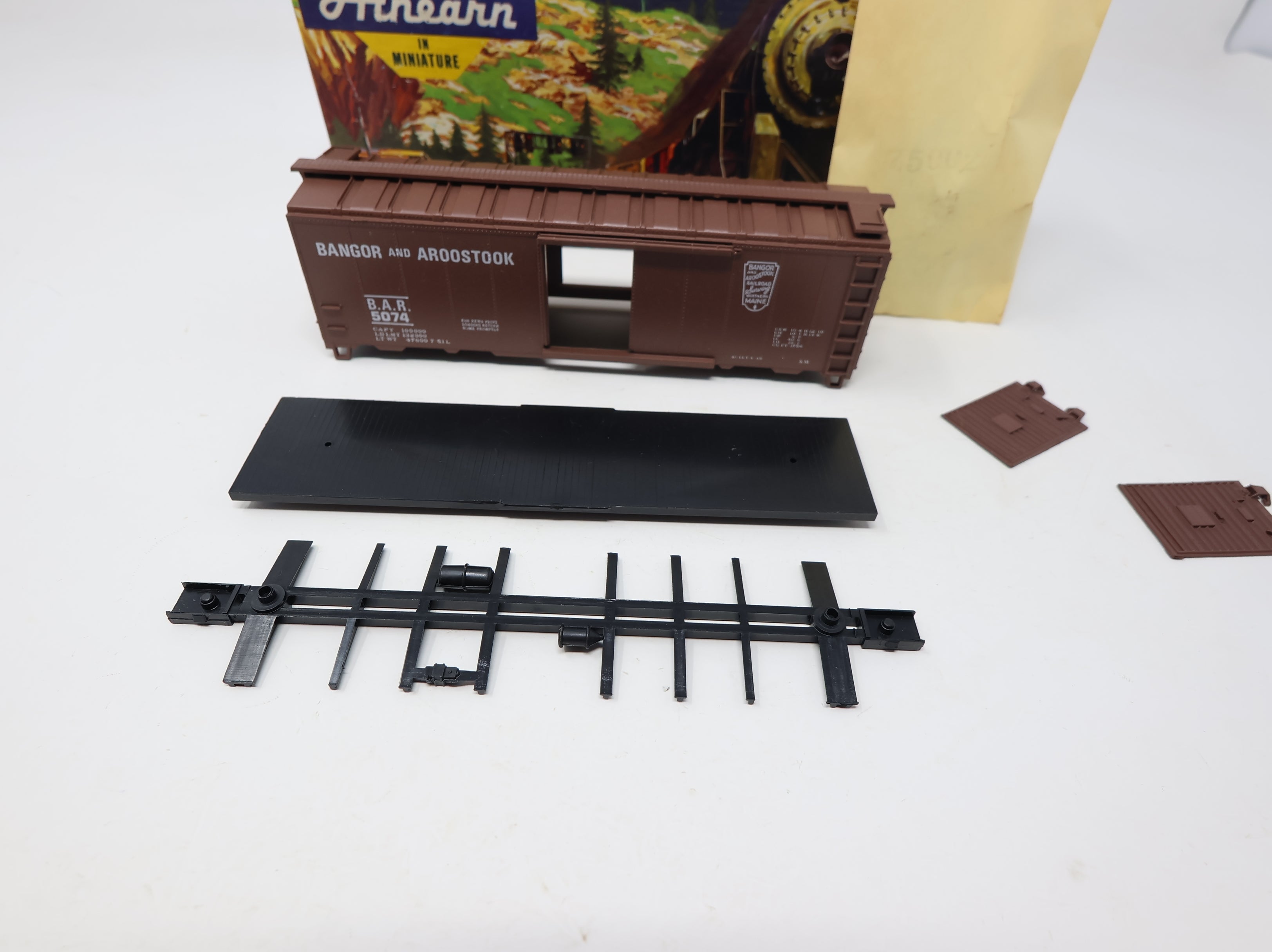 USED Athearn HO Scale 40' Steel Box Car Bangor & Aroostook BAR #5074 Bev-Bel KIT