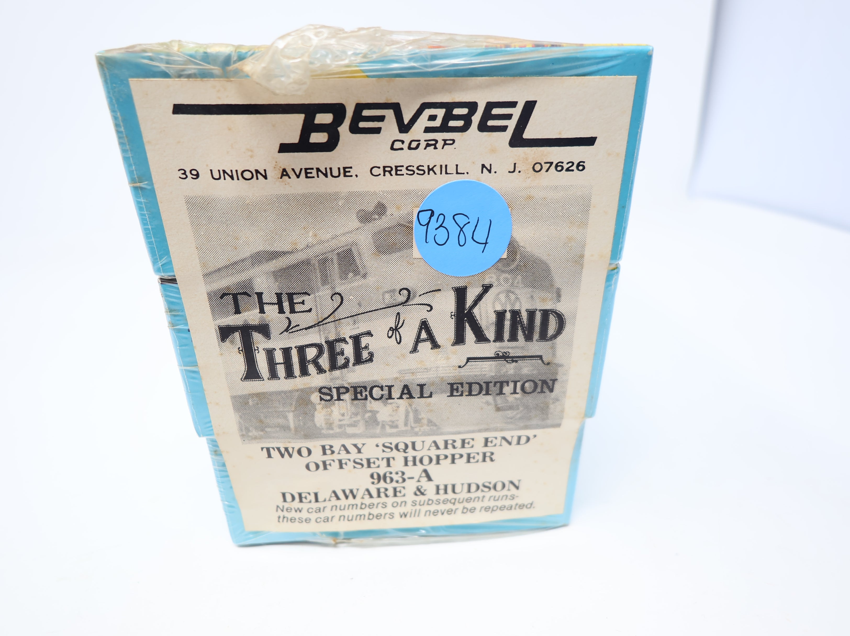 Athearn #963-A HO Scale 2 Bay Square End Offset Hoppers (SEALED) Delaware and Hudson Bev-Bel KIT (3 pcs)