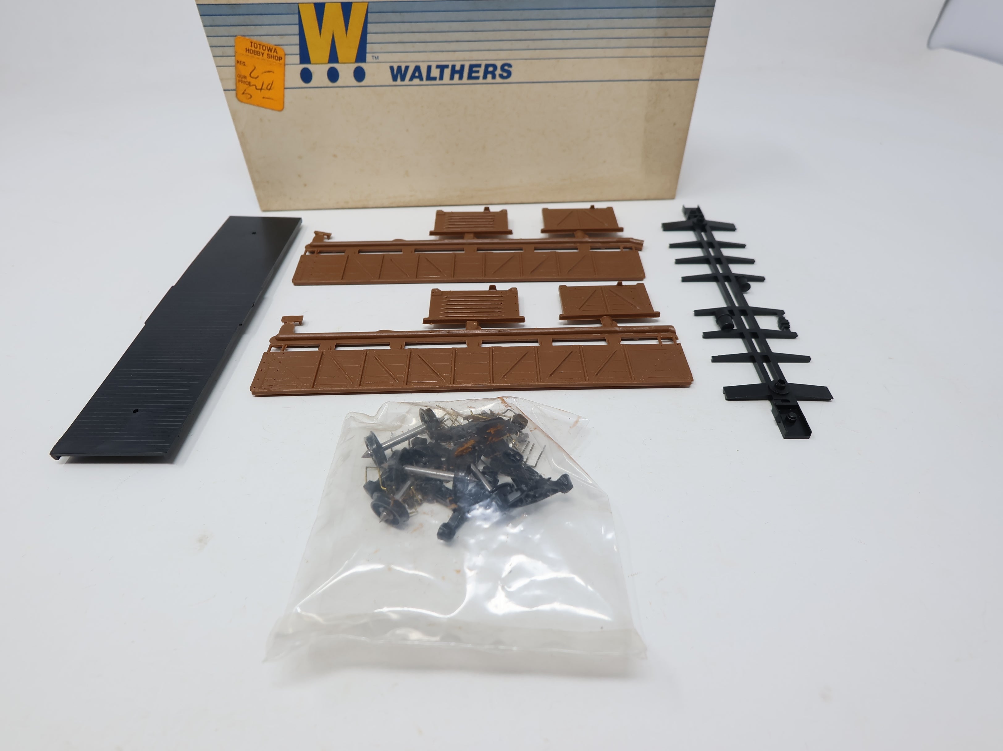 USED Walthers 933-6859 HO Scale 40' Composite Gondola Undecorated KIT