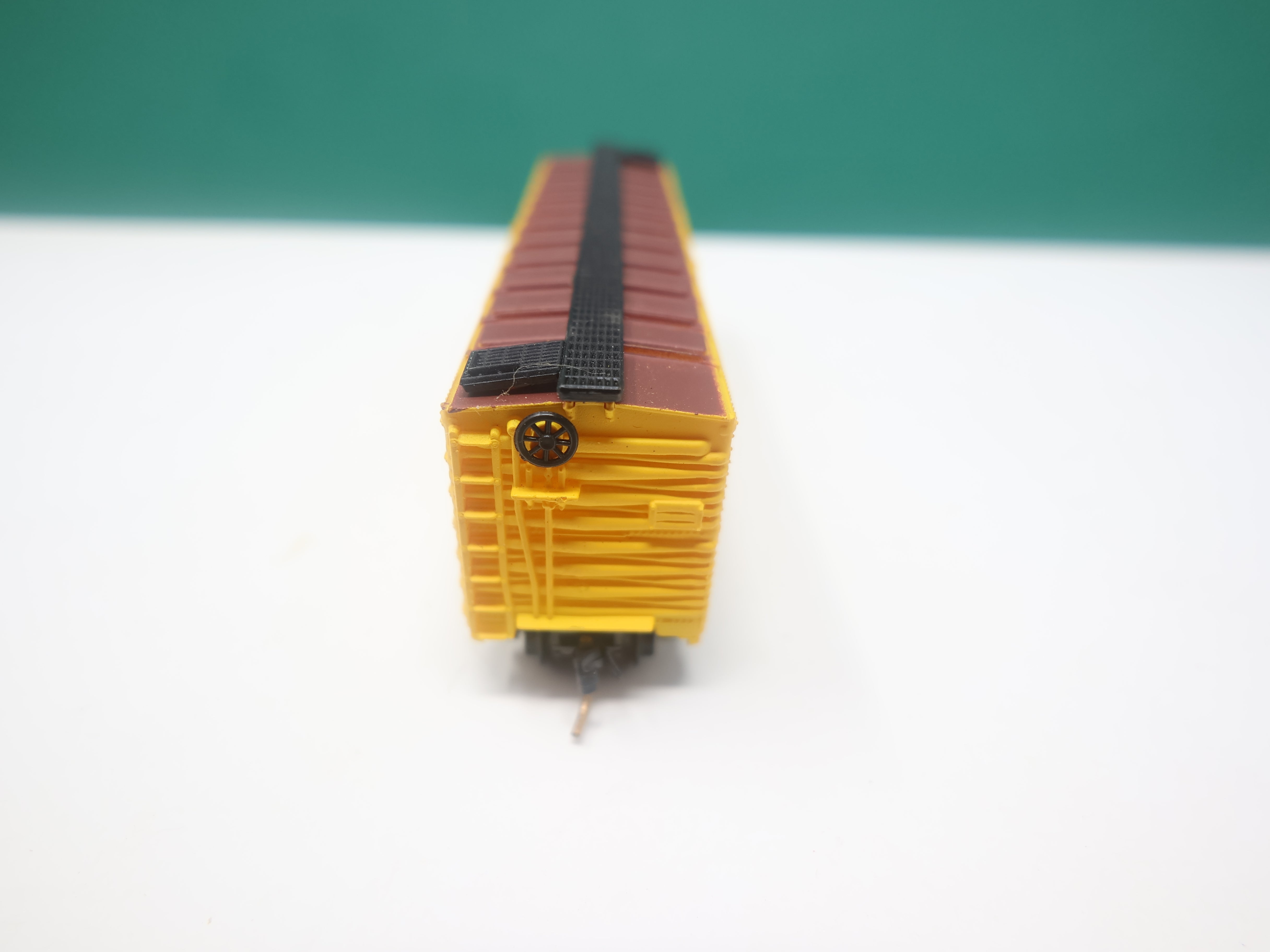 USED Bachmann N Scale, 40' Wooden Box Car C&IM #8081