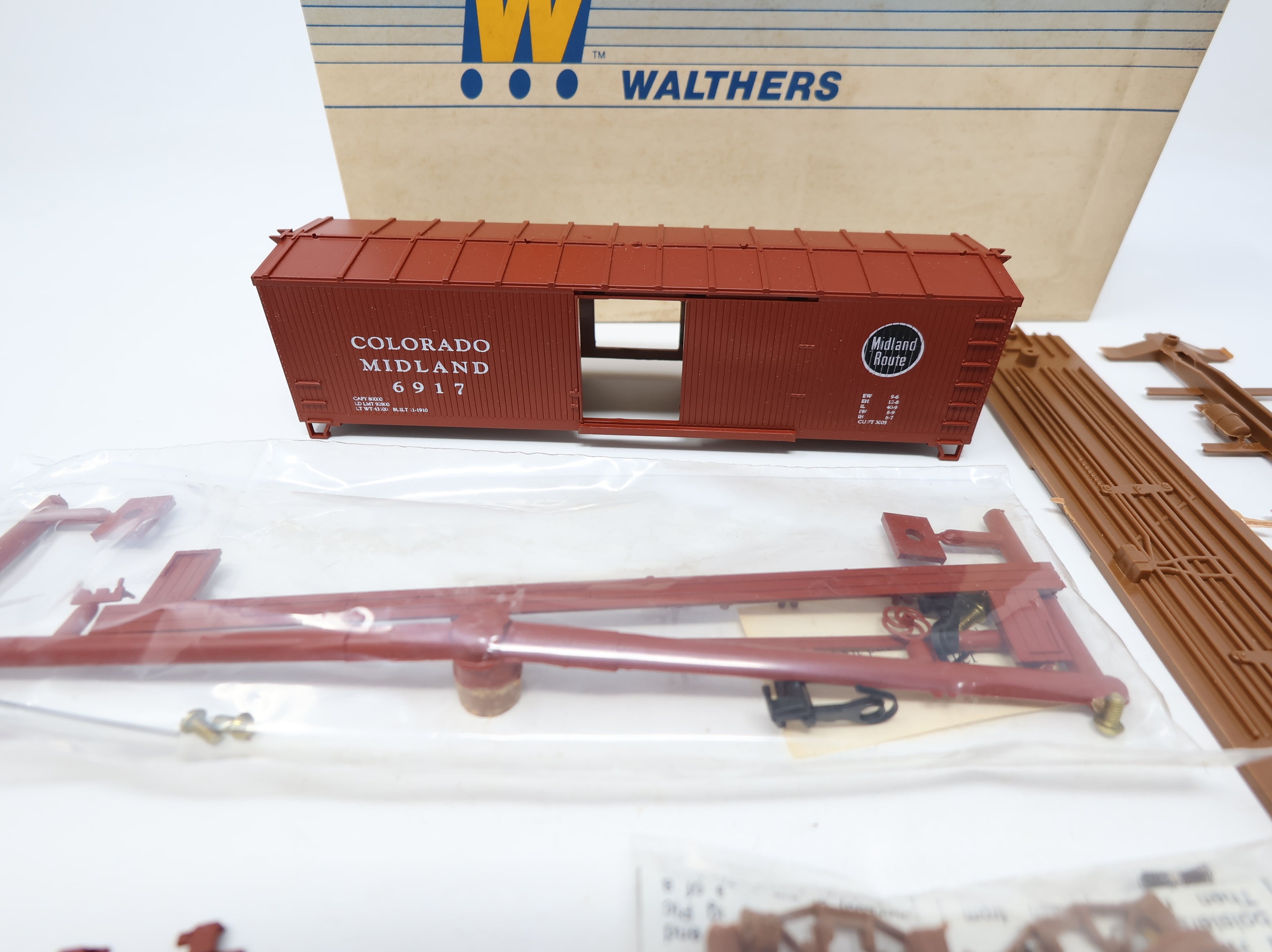 USED Walthers HO Scale 40' DS Wooden Box Car Colorado Midland #6917 KIT