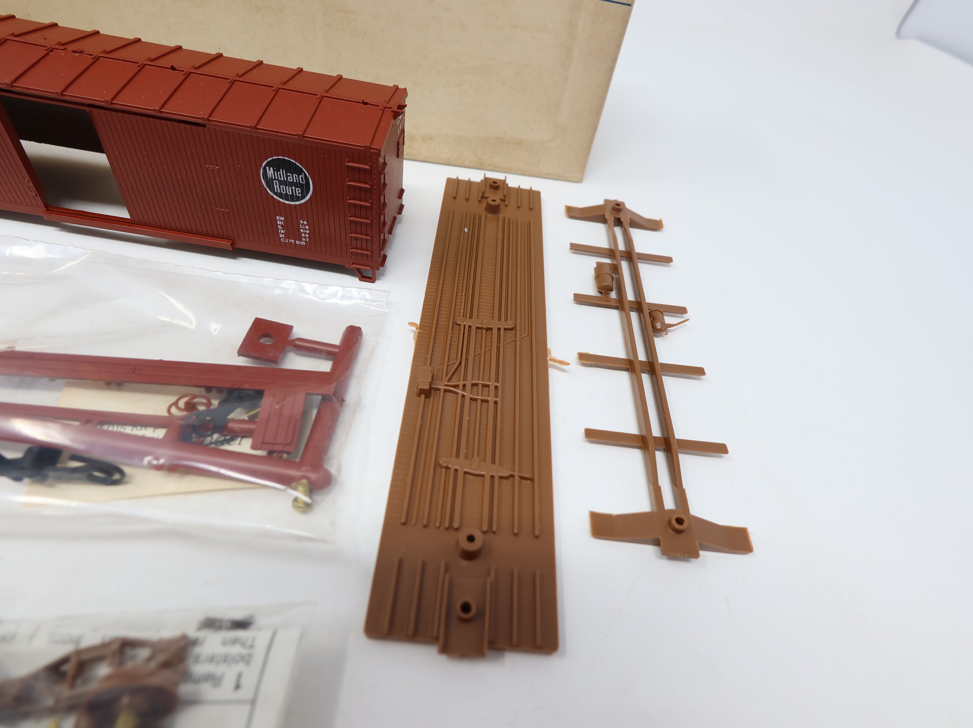 USED Walthers HO Scale 40' DS Wooden Box Car Colorado Midland #6917 KIT