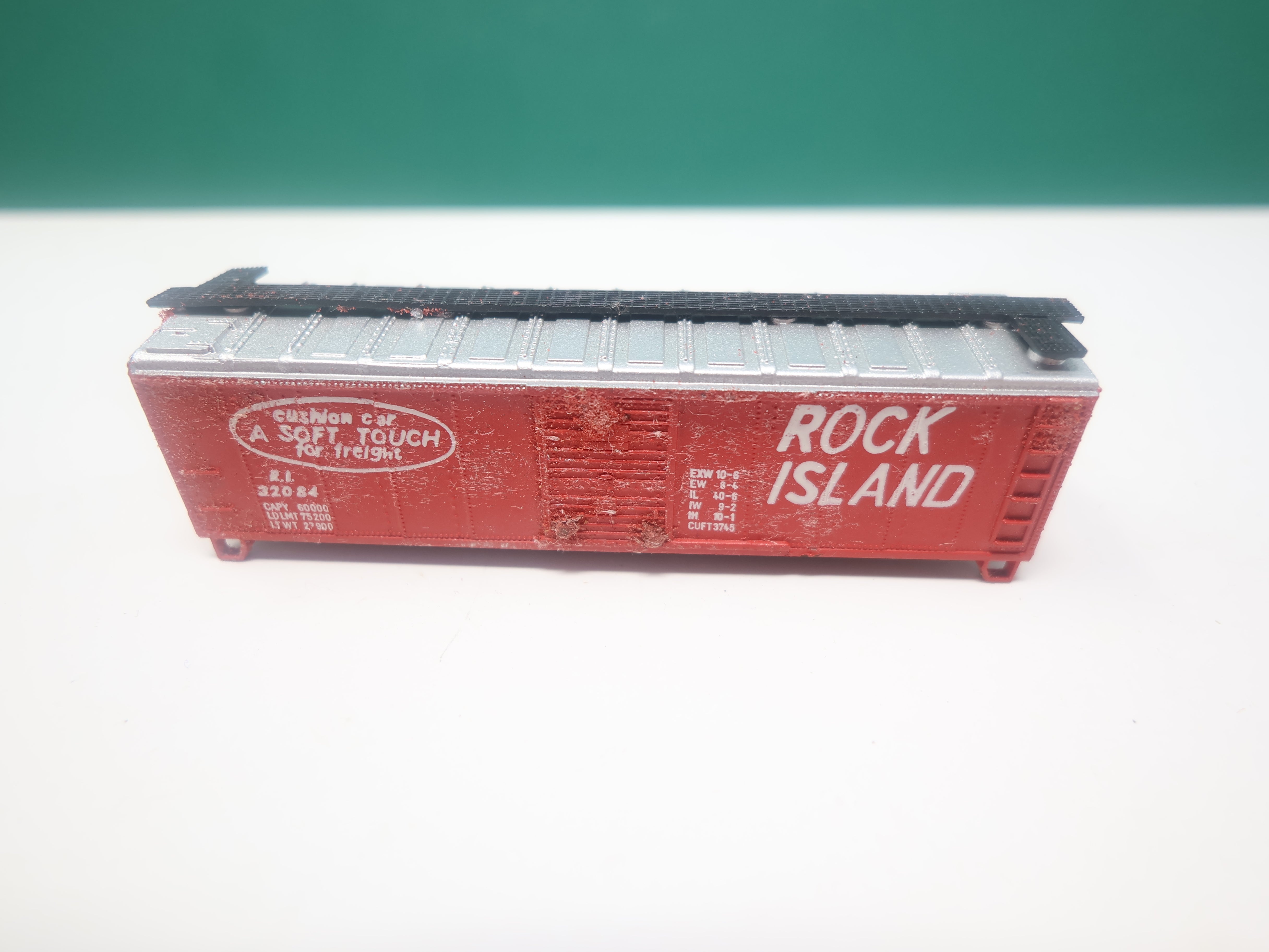 USED N Scale, 40' Box Car, Rock Island RI #32084, Rough