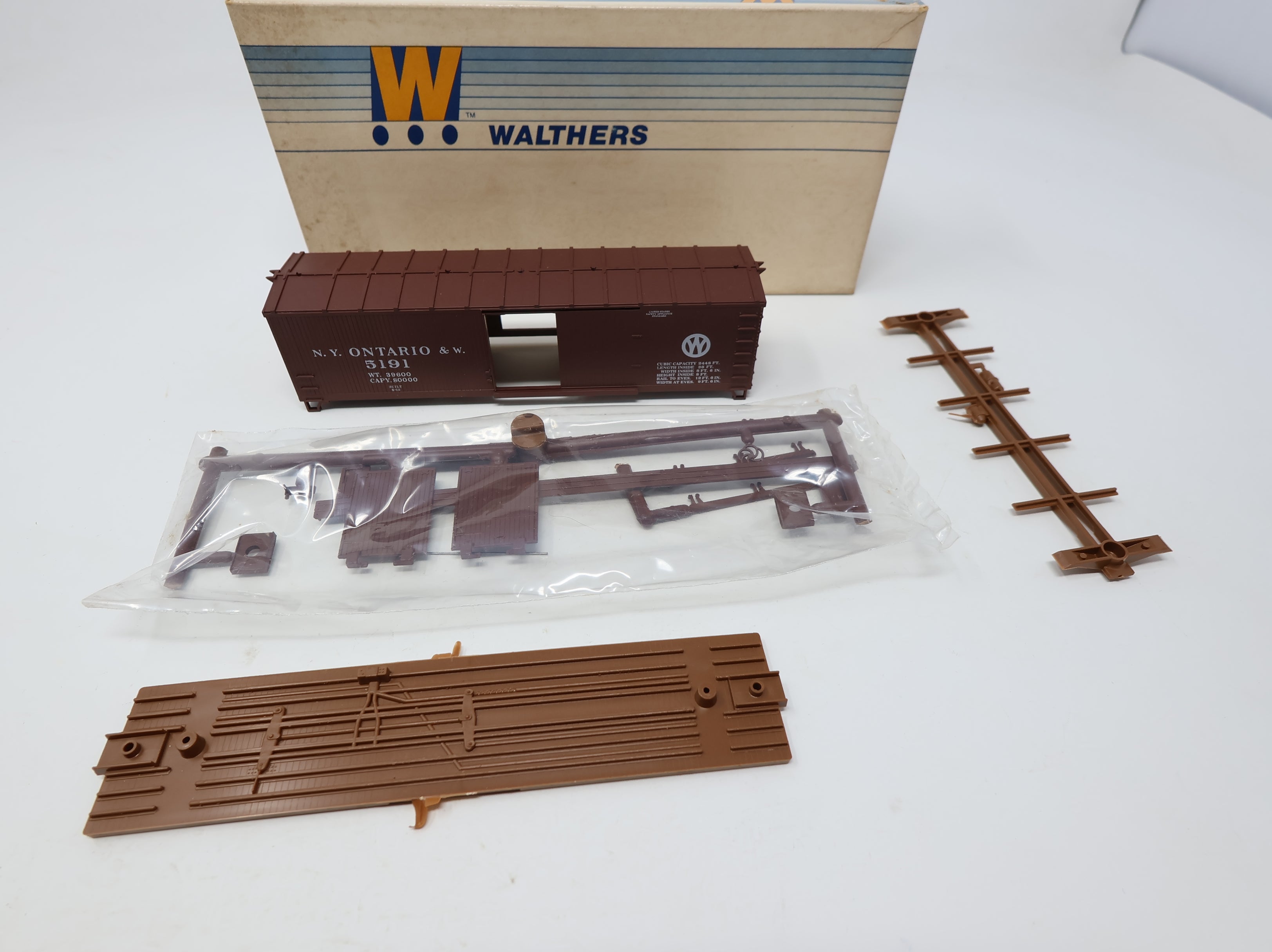 USED Walthers HO Scale 40' Wooden Box Car Wood Ends New York Ontario & Western #5191 Old & Weary Custom, Incomplete KIT