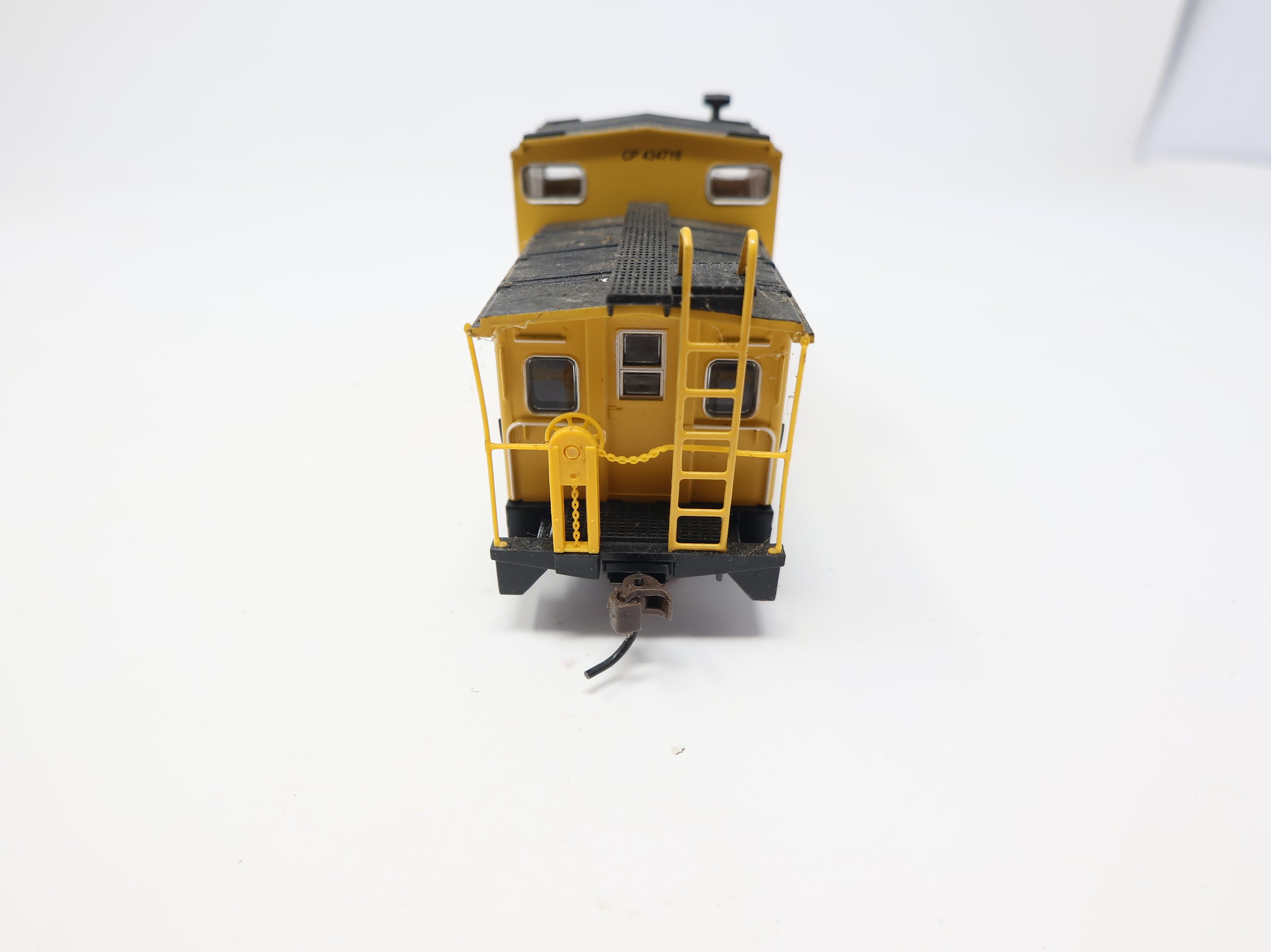 USED Athearn HO Scale Caboose Canadian Pacific CP Rail #434716