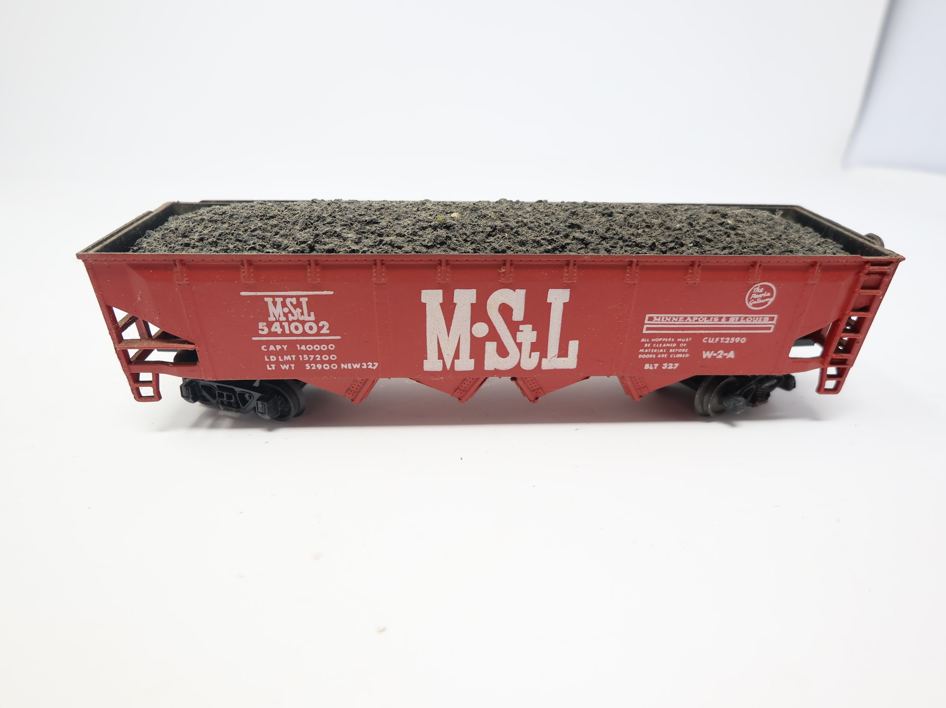 USED Rivarossi HO Scale 4 Bay Open Hopper Minneapolis & St Louis MStL #541002 w/ Coal Load