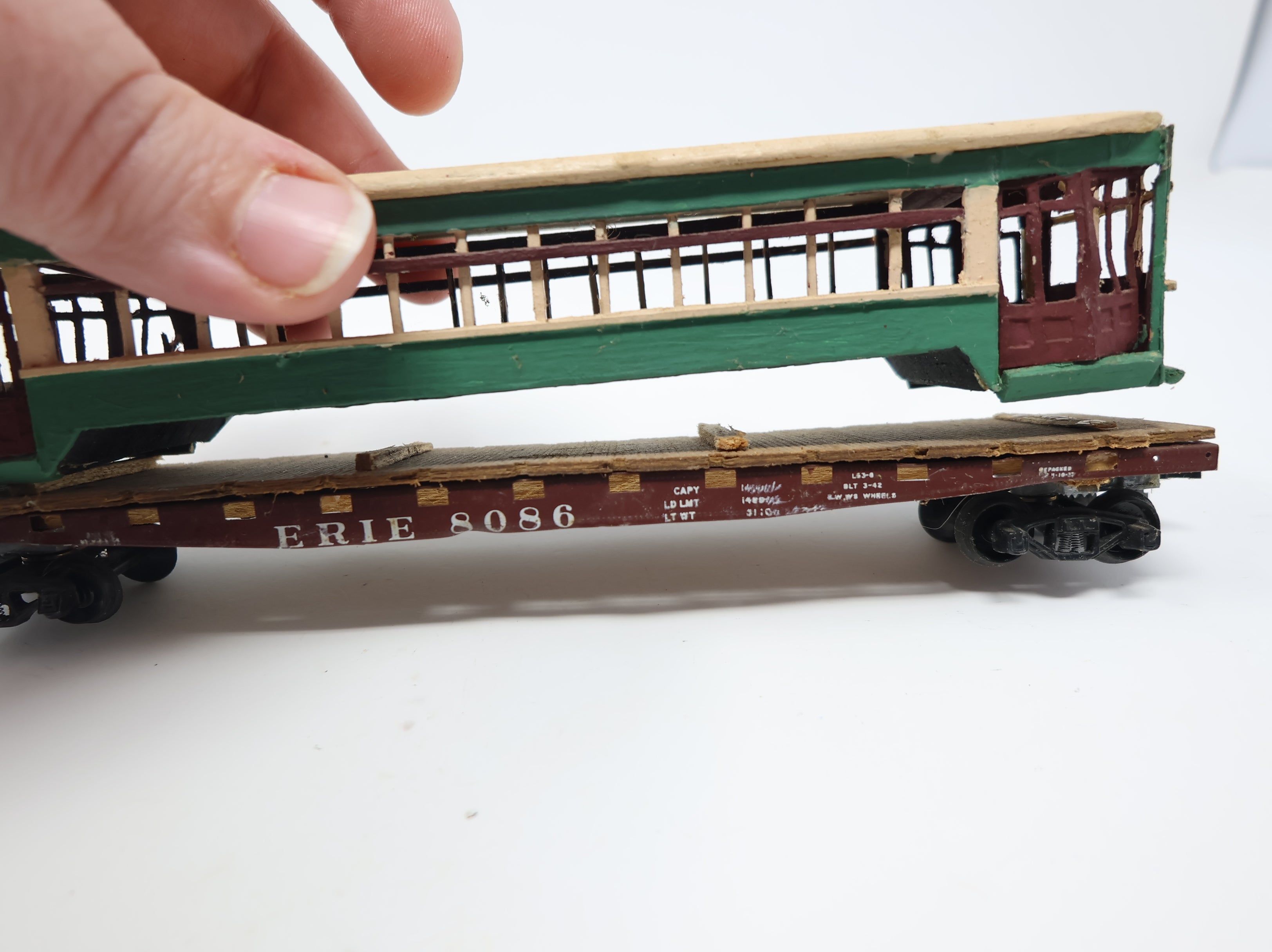 USED HO Scale 52' Flat Car Erie #8086 w/ Trolley Load Custom Wood Rough