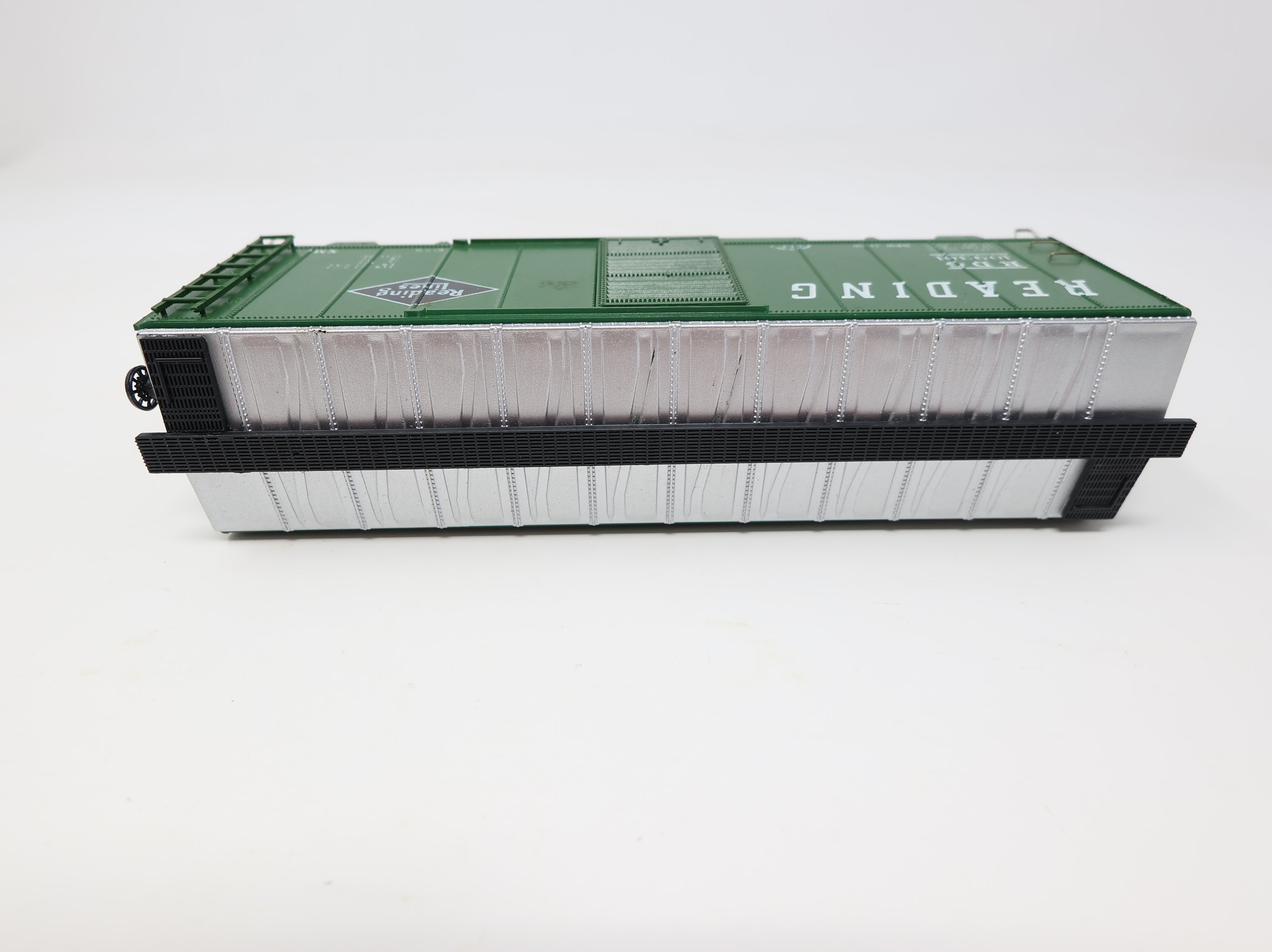 USED Front Range Products 4083 HO Scale 40' ACF Rivet Side Box Car Reading RDG #109301