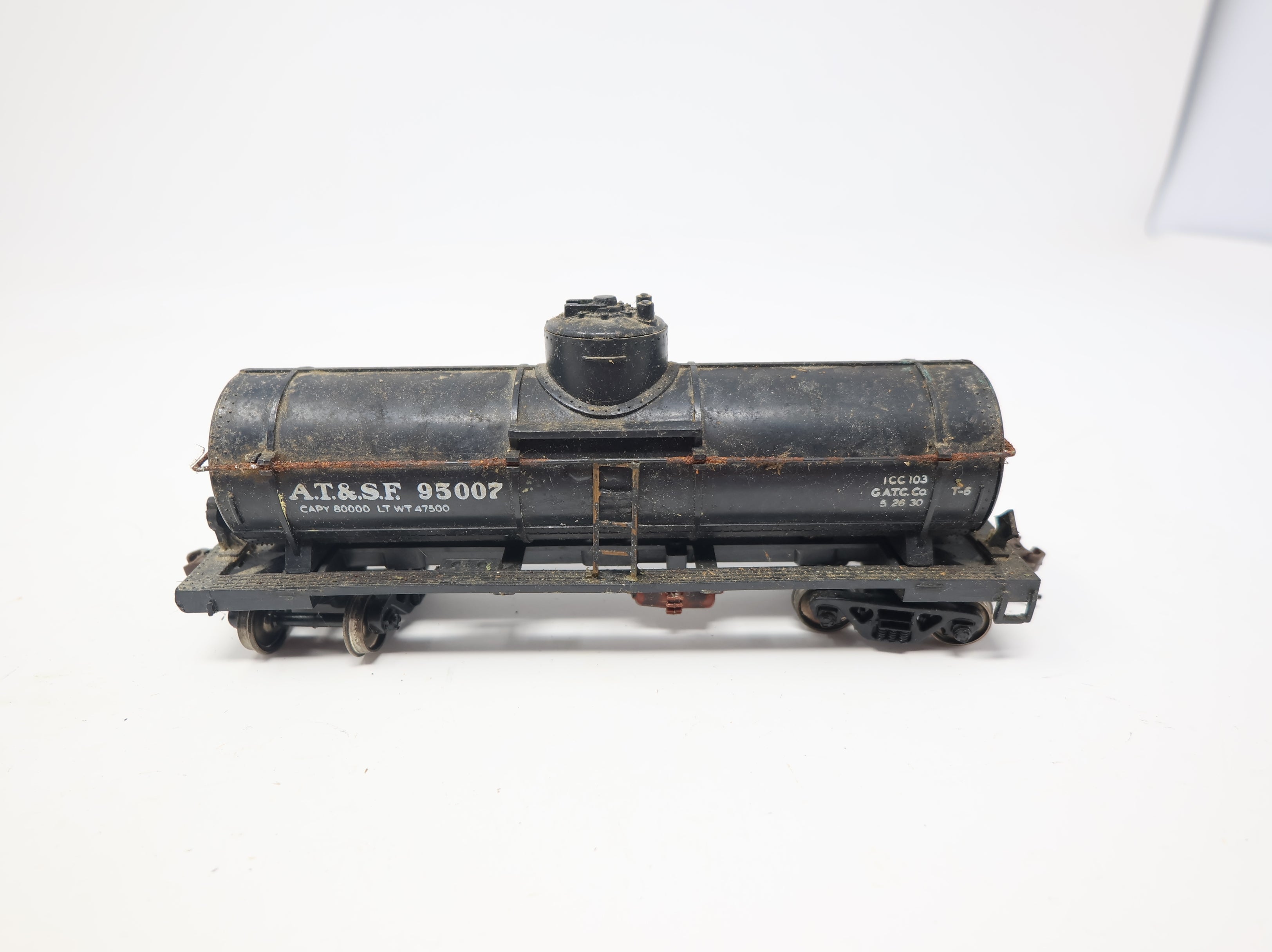 USED Varney HO Scale Single Dome Tank Car Santa Fe ATSF #95007 Rough