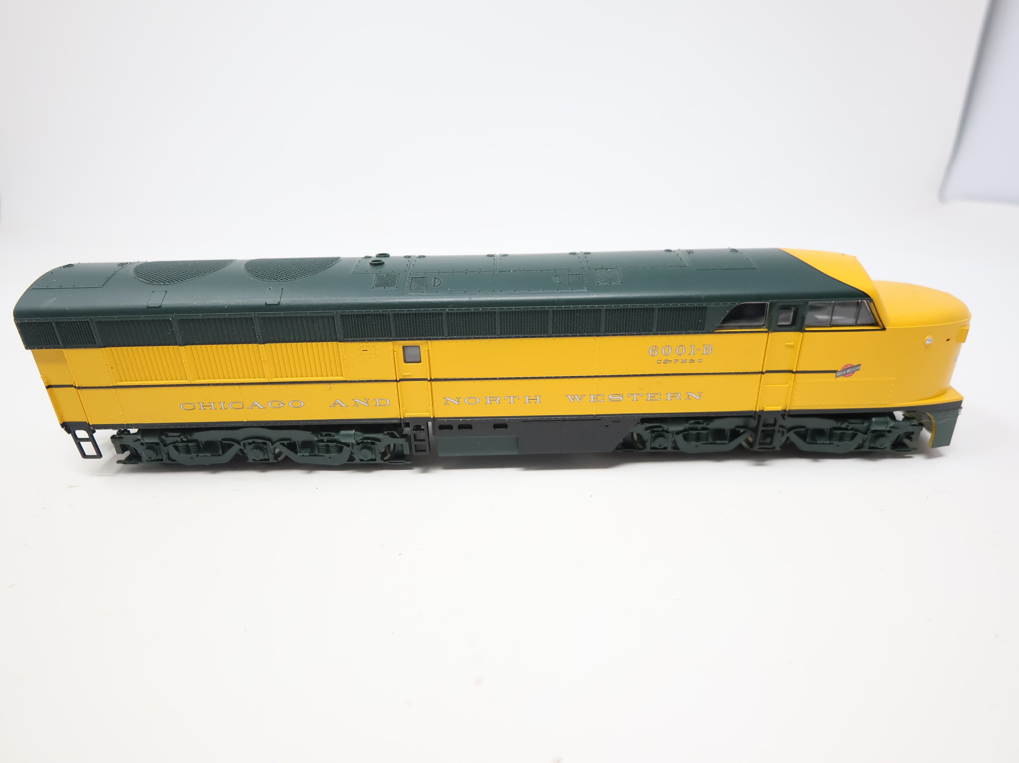 USED Life-Like HO Scale Proto 1000 Erie Built Diesel Locomotive Chicago & North Western #6001B DC