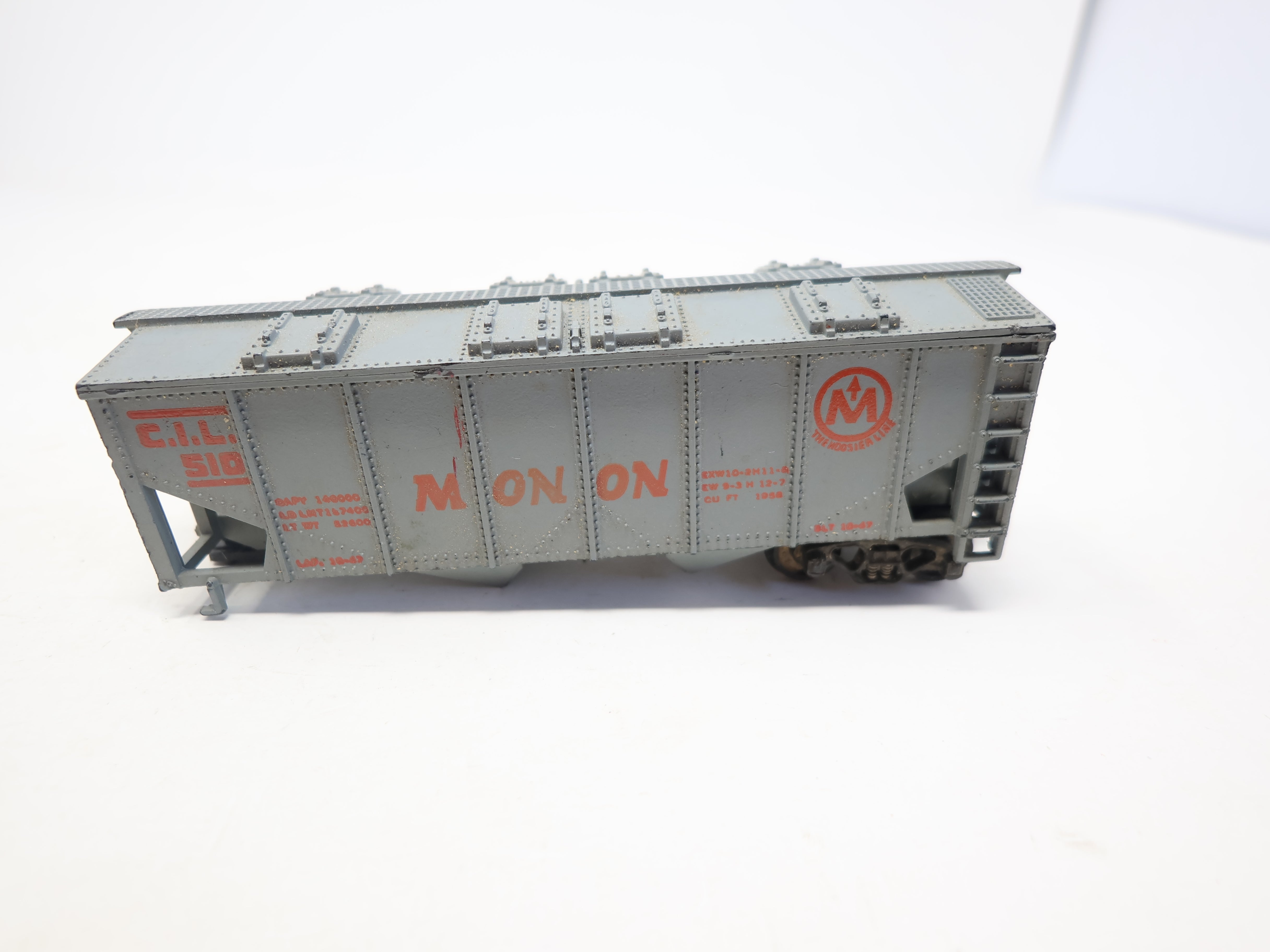 USED HO Scale, 2 Bay Covered Hopper, Monon CIL #510