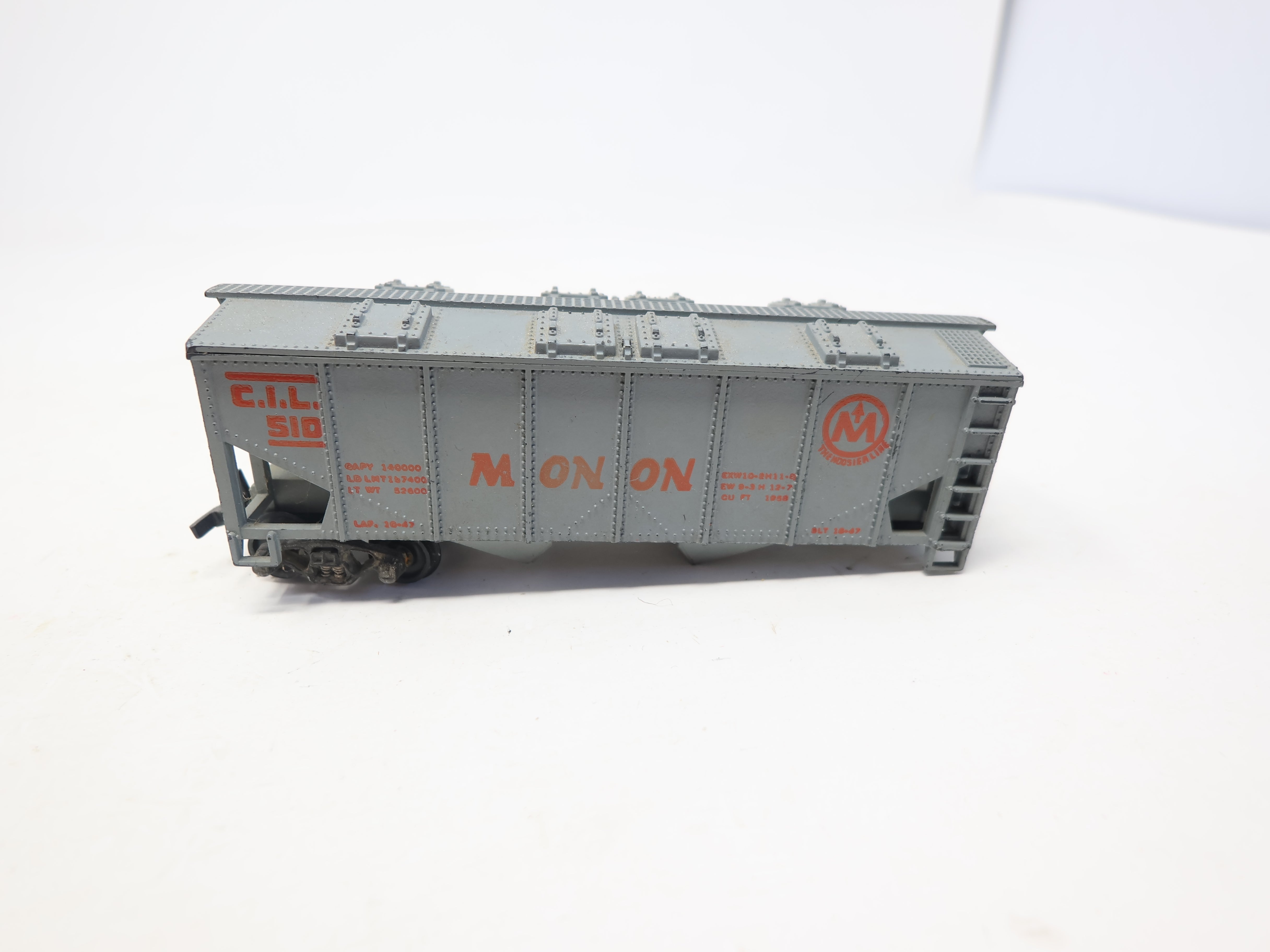 USED HO Scale, 2 Bay Covered Hopper, Monon CIL #510