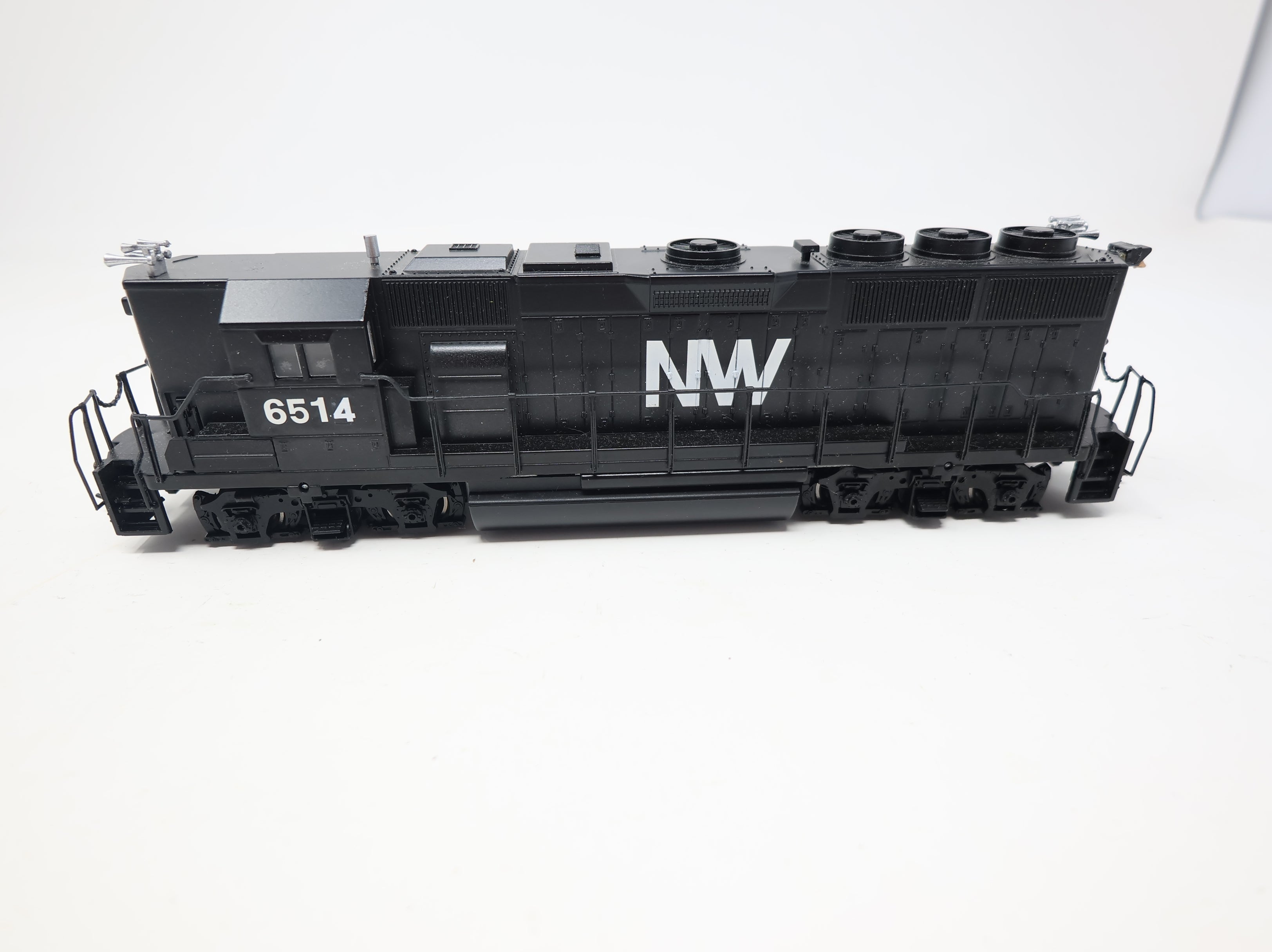 USED Bachmann HO Scale High Nose Diesel Locomotive Norfolk & Western #6514 DC