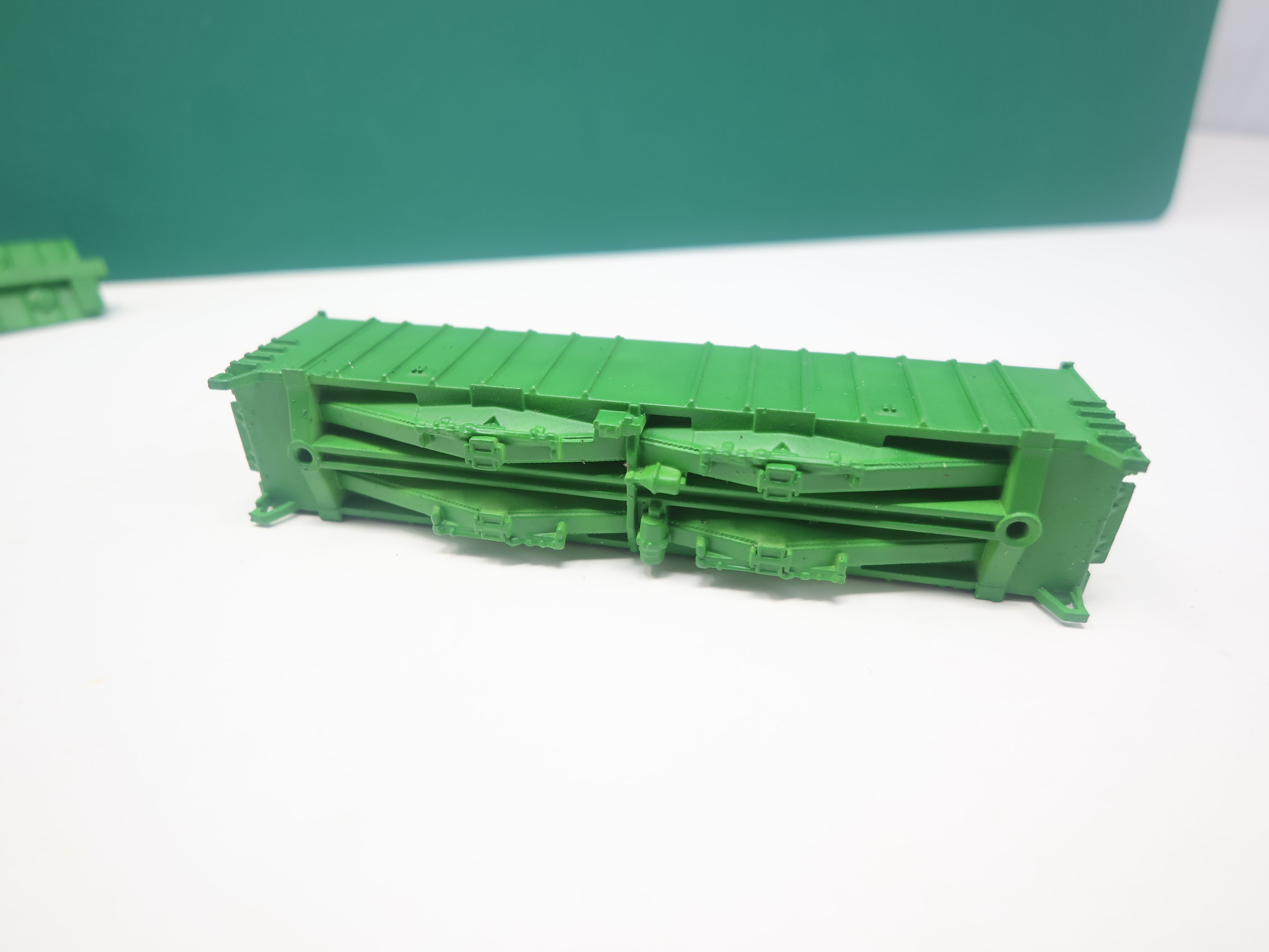 USED Delaware Valley Freight Car N Scale, Airslide Covered Hopper, Undecorated, No trucks