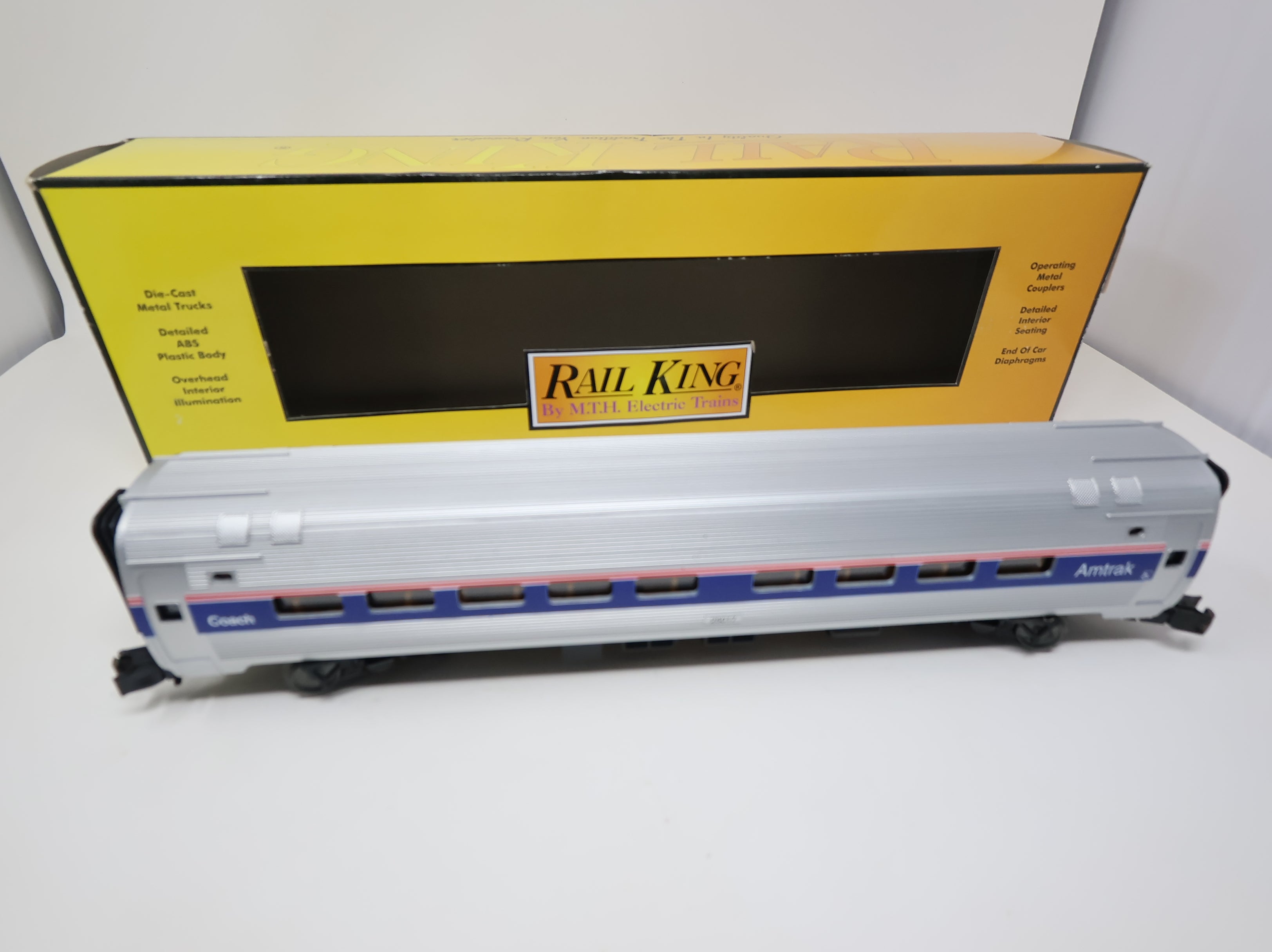 USED MTH Rail King 30-4230B O Amfleet Coach Car Amtrak #25017