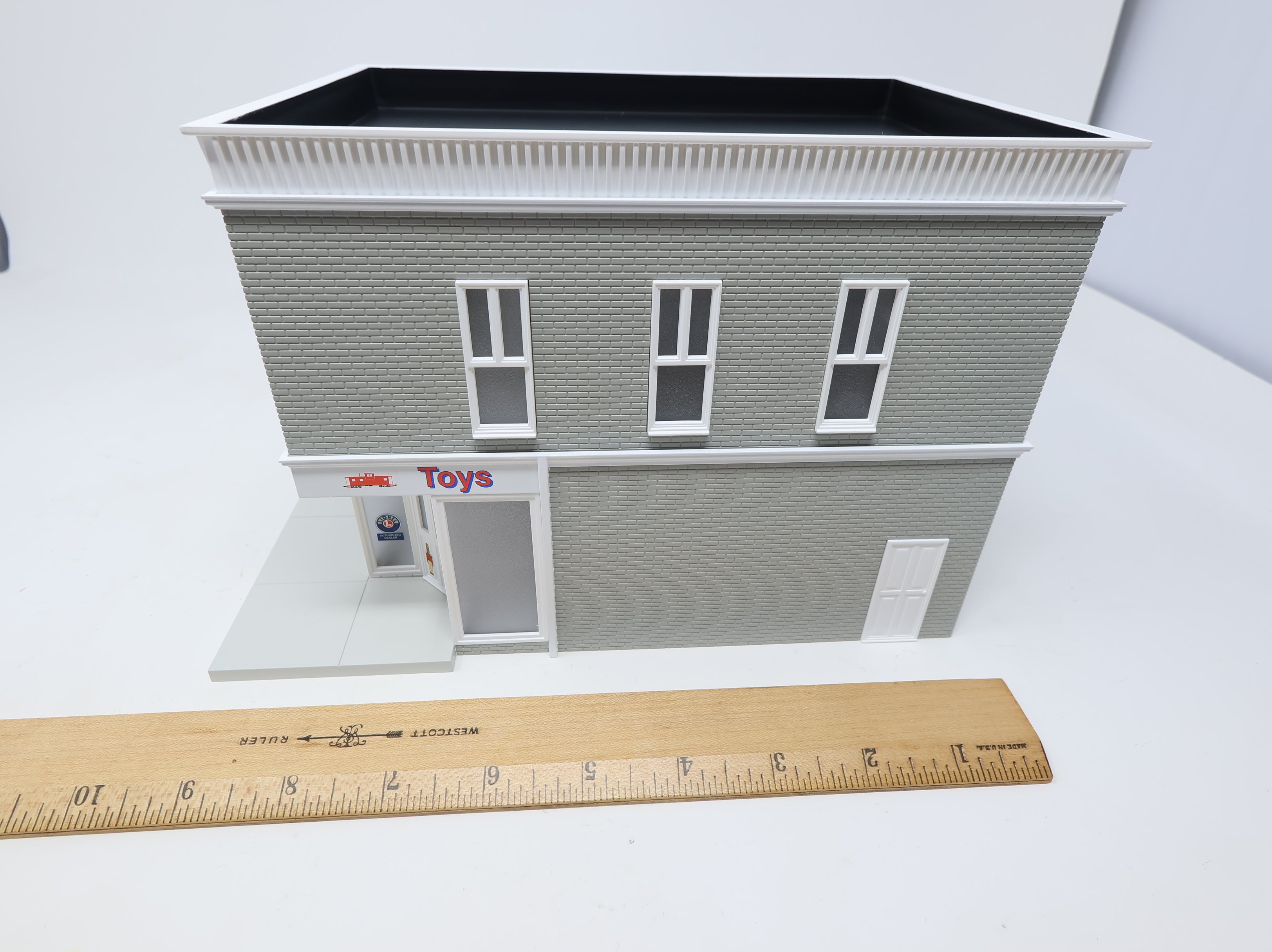 USED Lionel 6-34129 O Kiddie City Toy Store Main St Building