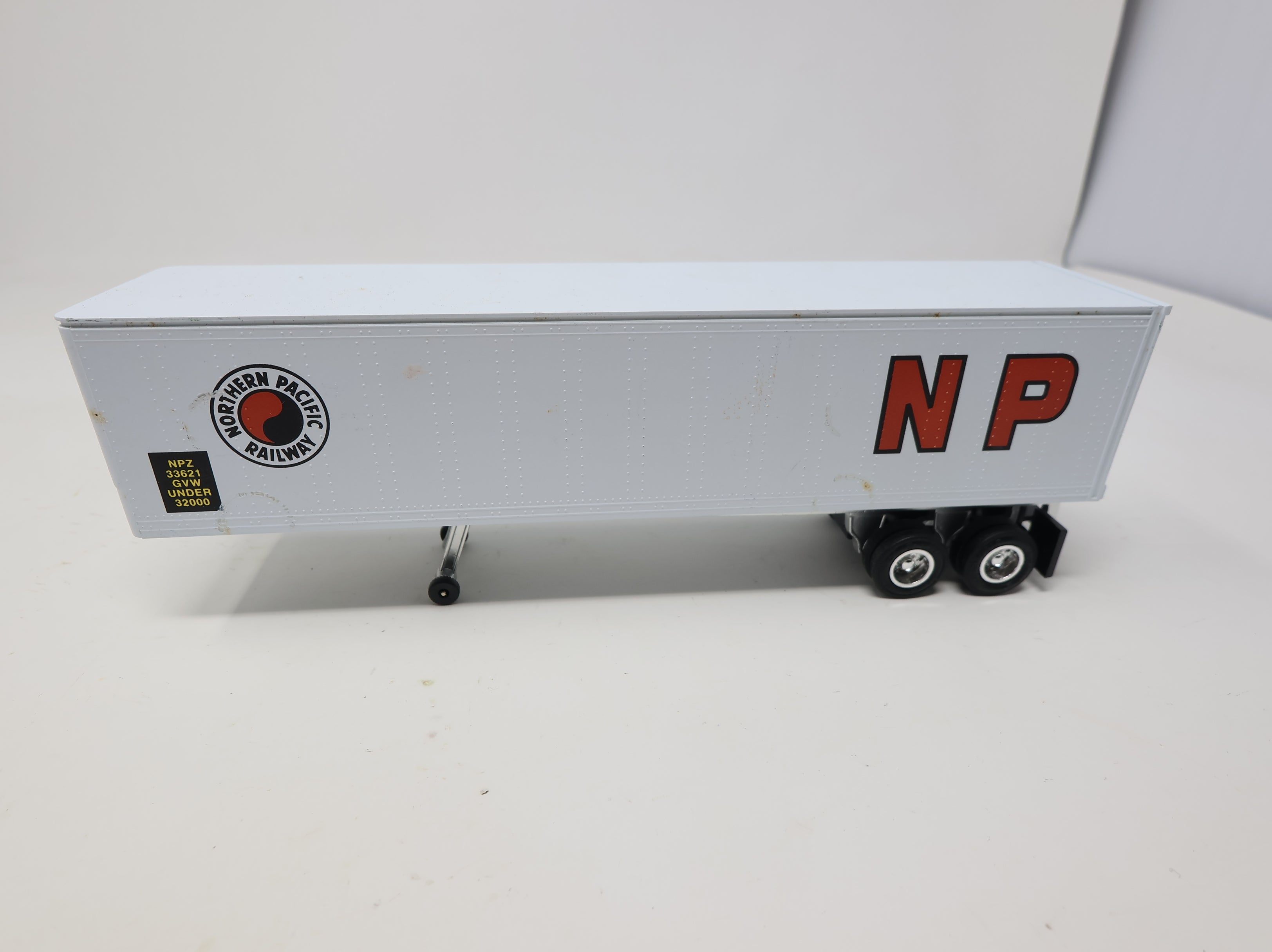 USED Lionel O Trailer Northern Pacific NPZ #33621