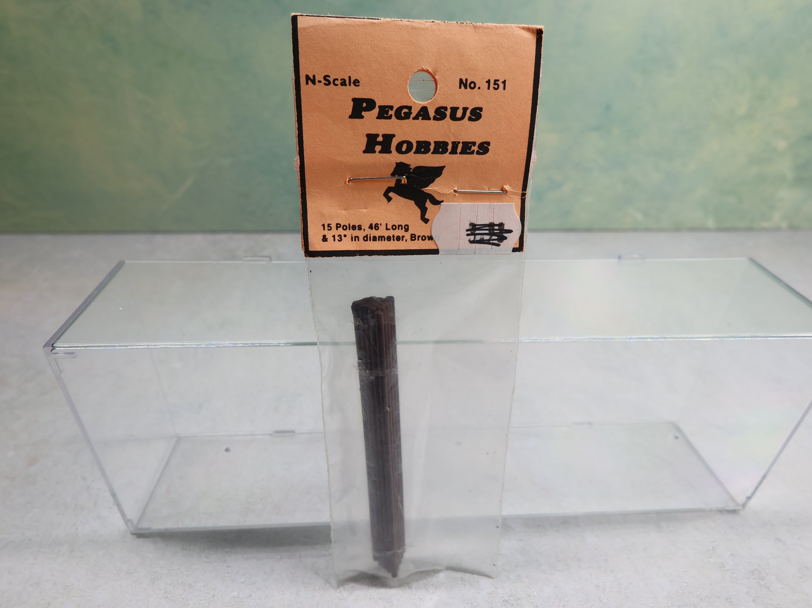 Pegasus Hobbies 151 N Scale Pole Load (46' L) Brown