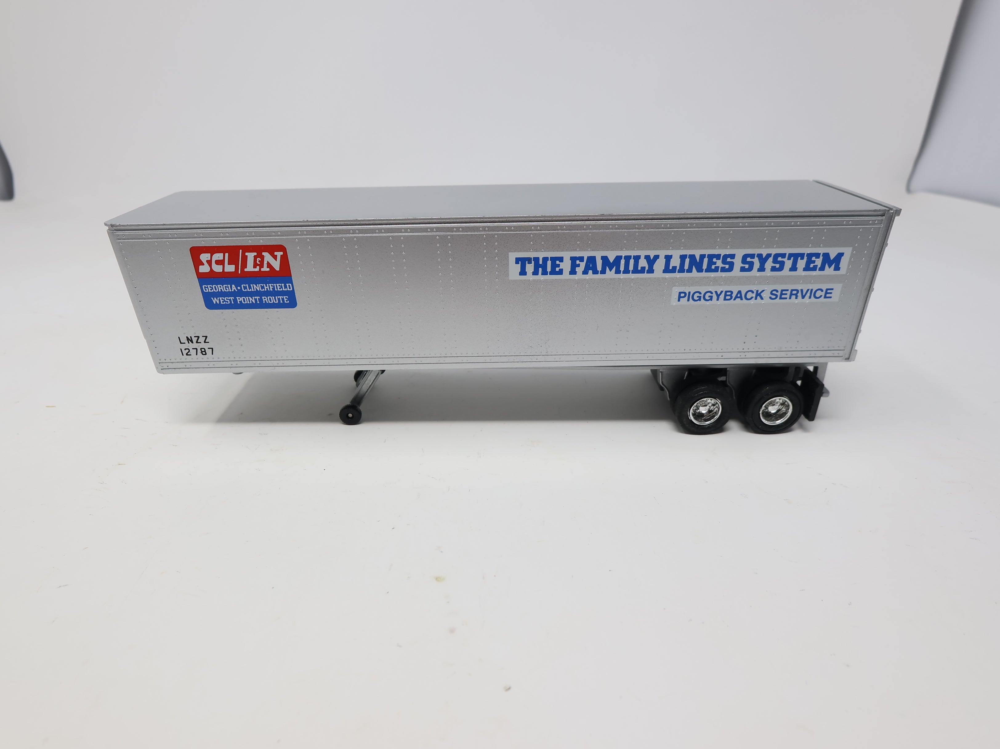 USED Lionel O Trailer Family Lines System LNZZ #12787